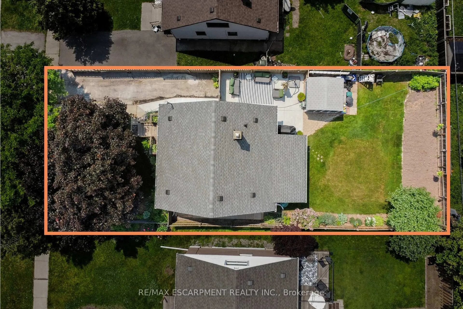 Photo 4 of 49 Eaton Place, Hamilton, McQuesten — HOMEH