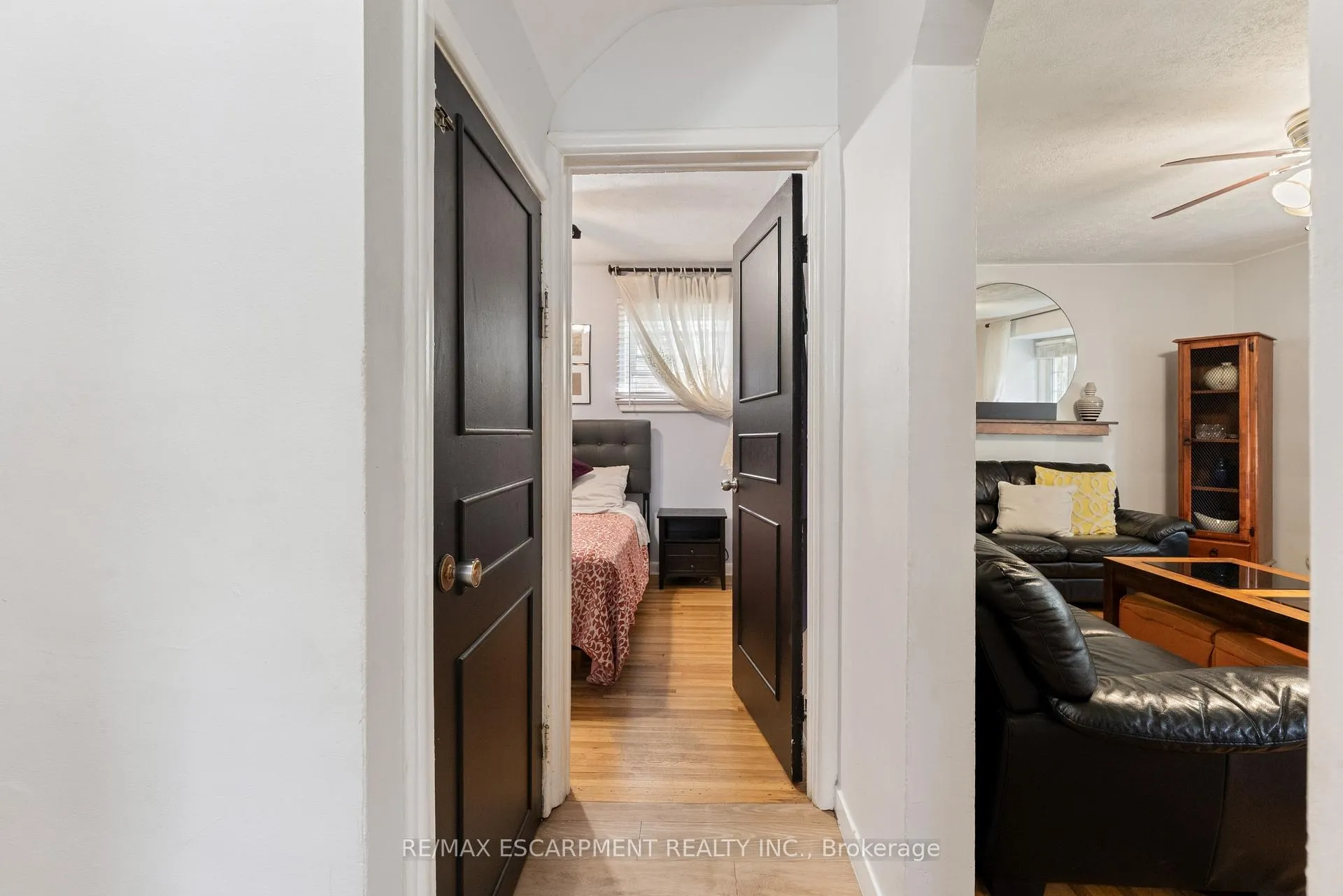 Photo 19 of 49 Eaton Place, Hamilton, McQuesten — HOMEH