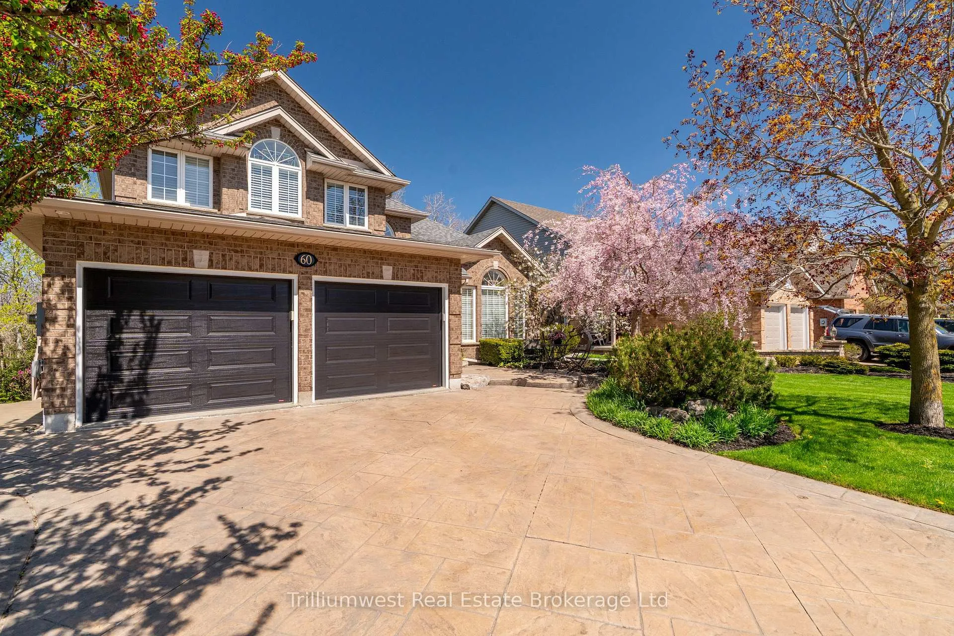 Photo 2 of 60 Robin Road, Guelph, Kortright East — HOMEH