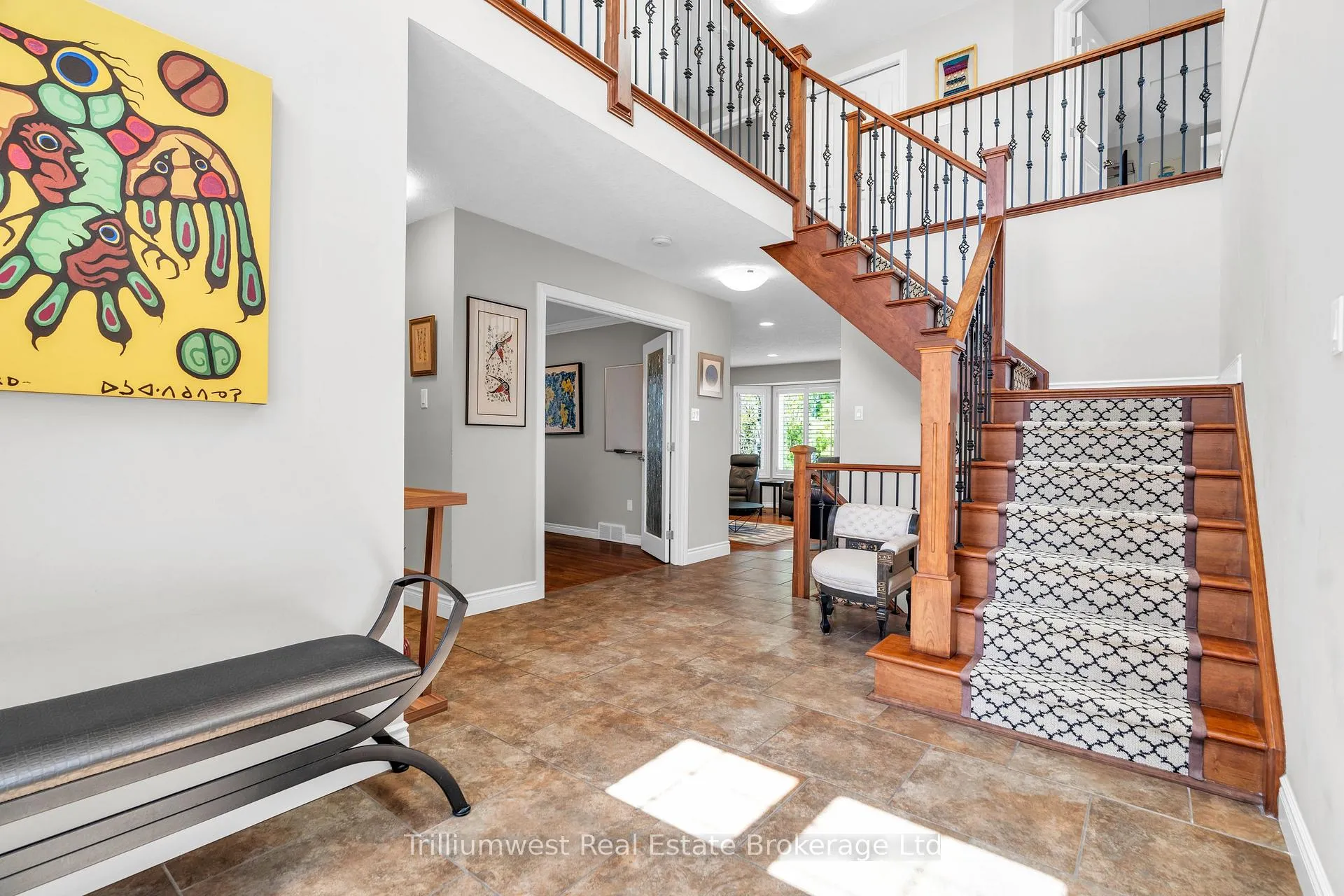 Photo 4 of 60 Robin Road, Guelph, Kortright East — HOMEH