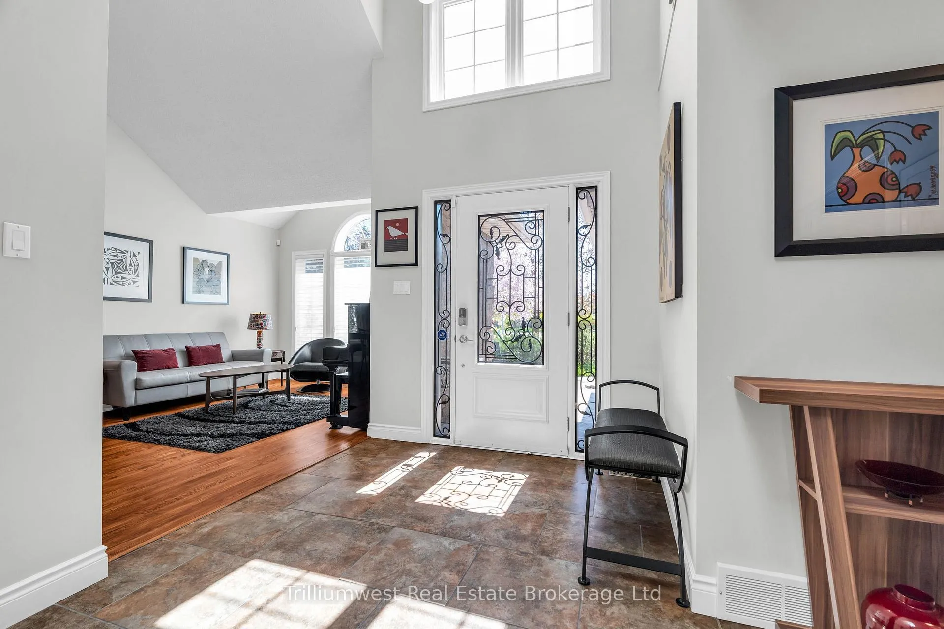 Photo 5 of 60 Robin Road, Guelph, Kortright East — HOMEH