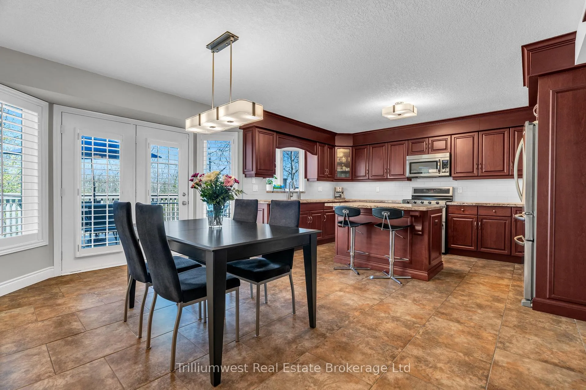 Photo 9 of 60 Robin Road, Guelph, Kortright East — HOMEH
