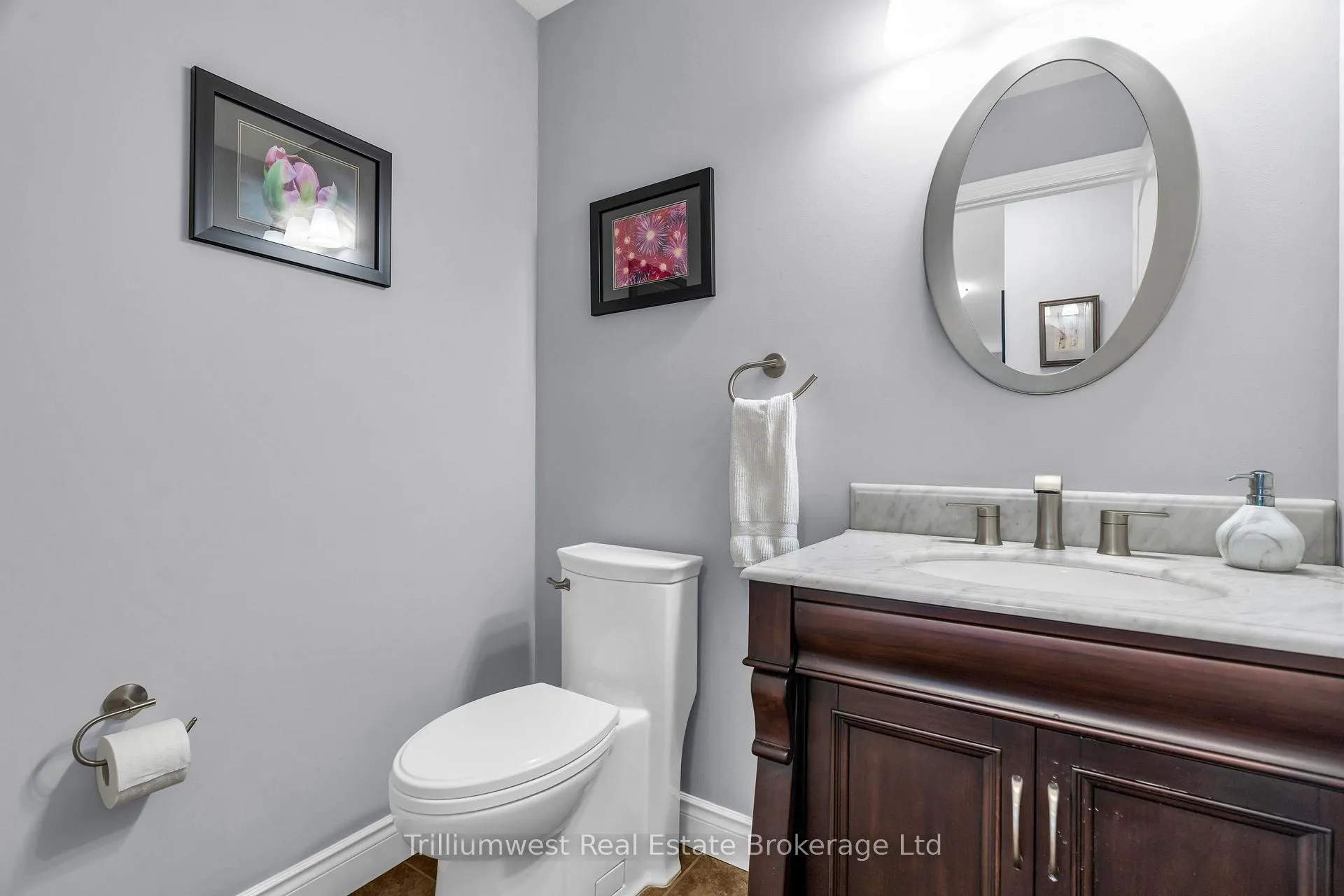 Photo 18 of 60 Robin Road, Guelph, Kortright East — HOMEH
