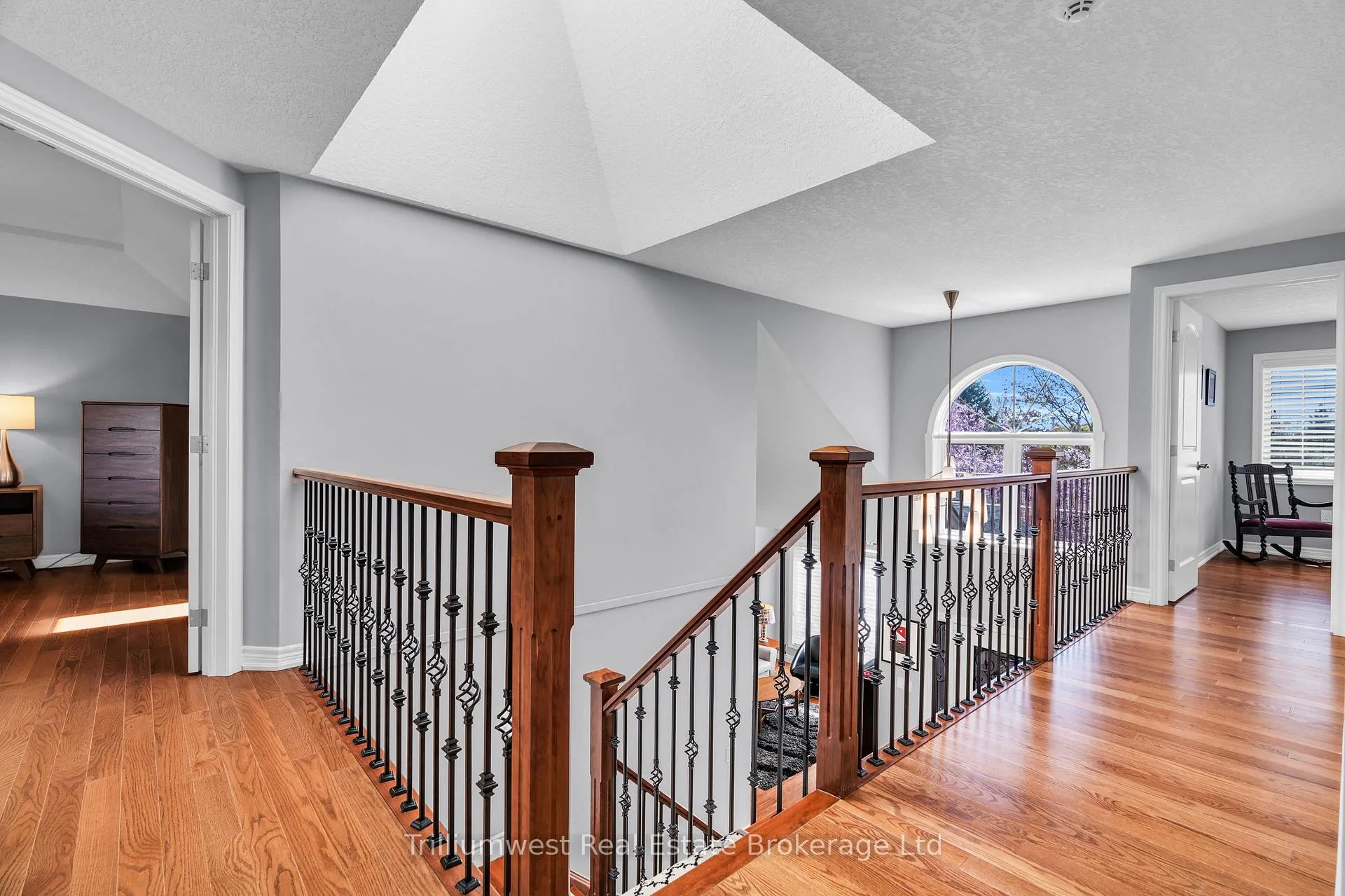 Photo 20 of 60 Robin Road, Guelph, Kortright East — HOMEH