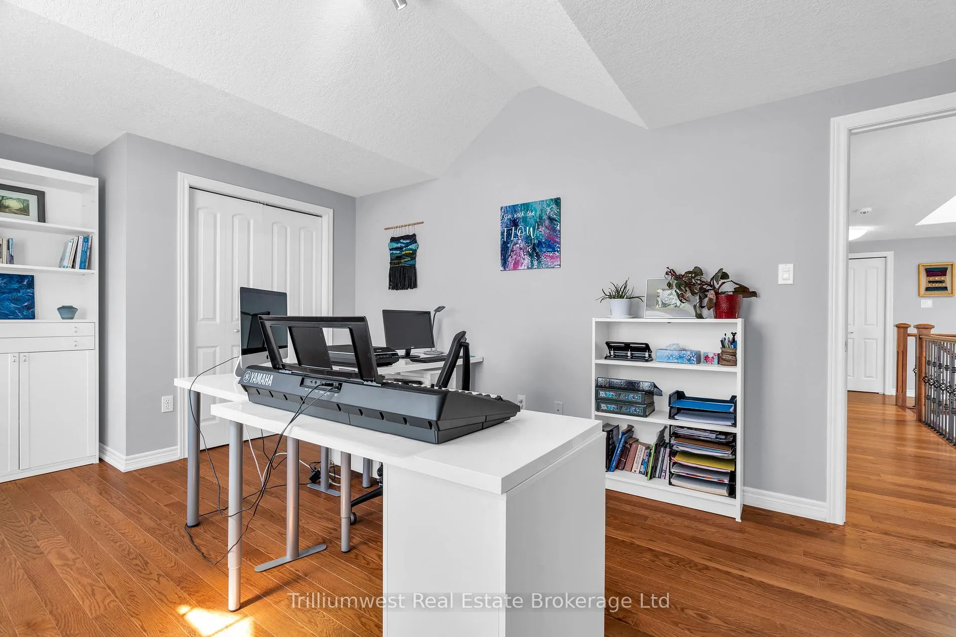 Photo 22 of 60 Robin Road, Guelph, Kortright East — HOMEH