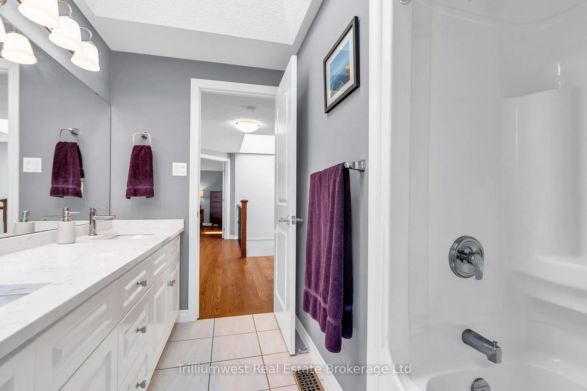 Photo 25 of 60 Robin Road, Guelph, Kortright East — HOMEH