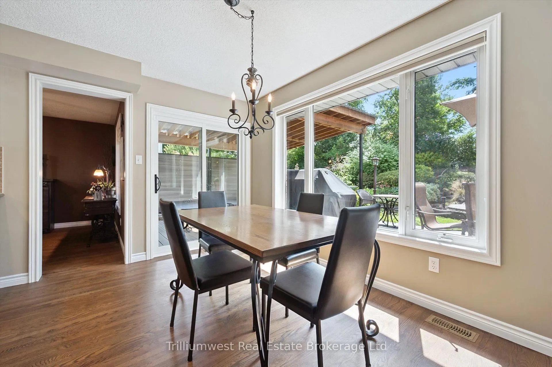 Photo 10 of 78 Pheasant Run Drive, Guelph, Kortright Hills — HOMEH