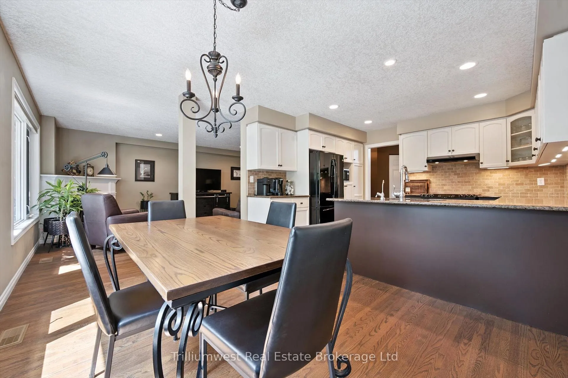 Photo 11 of 78 Pheasant Run Drive, Guelph, Kortright Hills — HOMEH