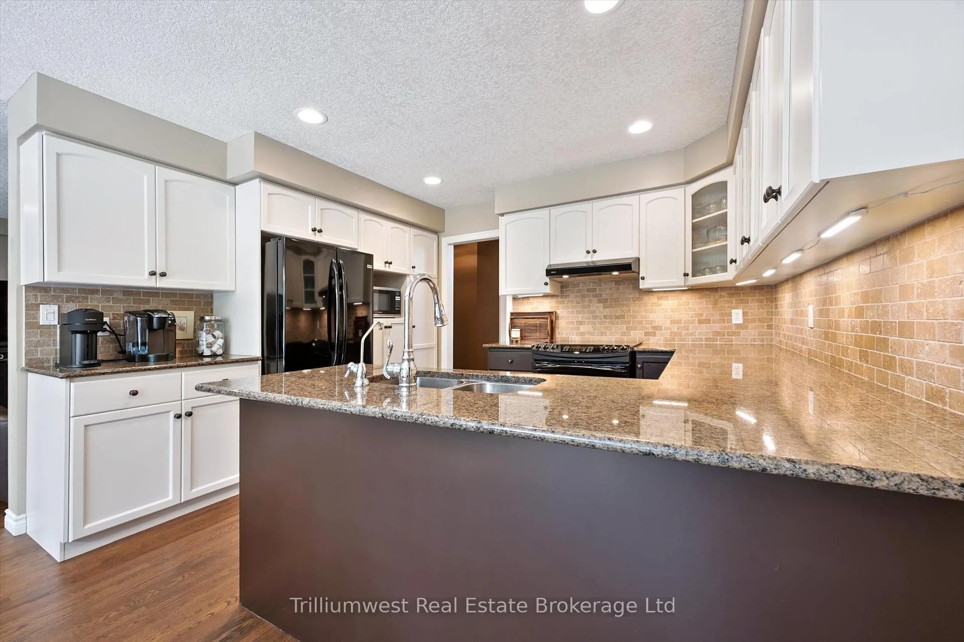 Photo 12 of 78 Pheasant Run Drive, Guelph, Kortright Hills — HOMEH
