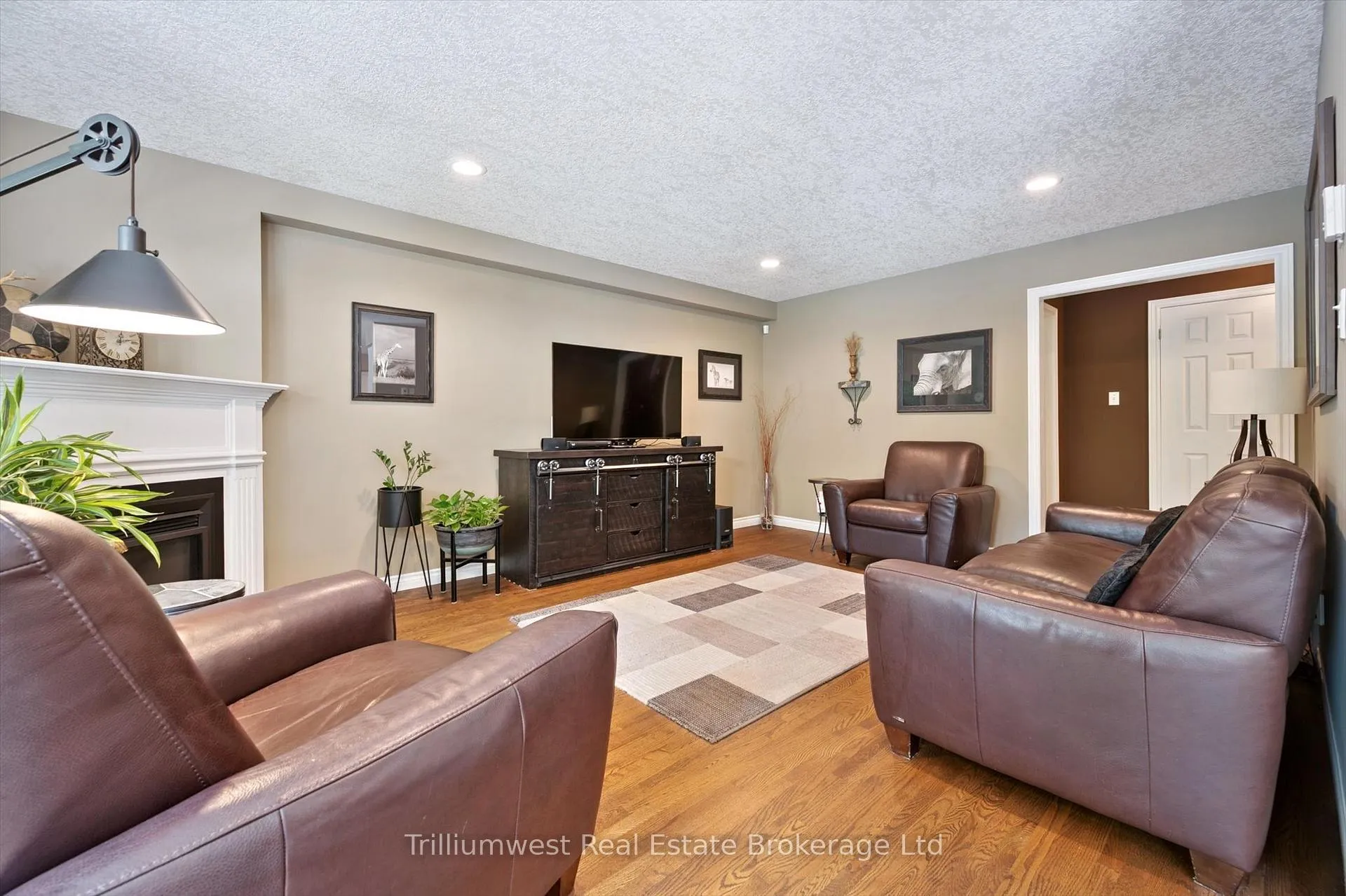 Photo 16 of 78 Pheasant Run Drive, Guelph, Kortright Hills — HOMEH