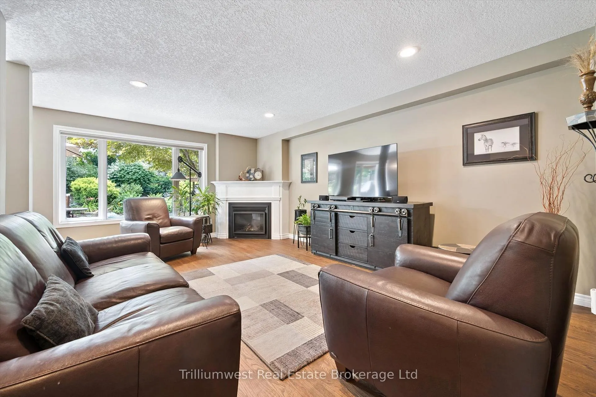 Photo 17 of 78 Pheasant Run Drive, Guelph, Kortright Hills — HOMEH