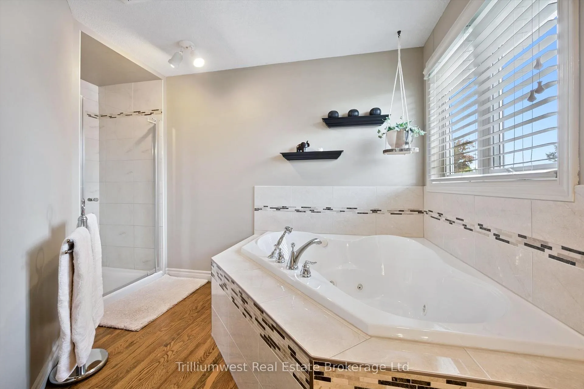 Photo 22 of 78 Pheasant Run Drive, Guelph, Kortright Hills — HOMEH