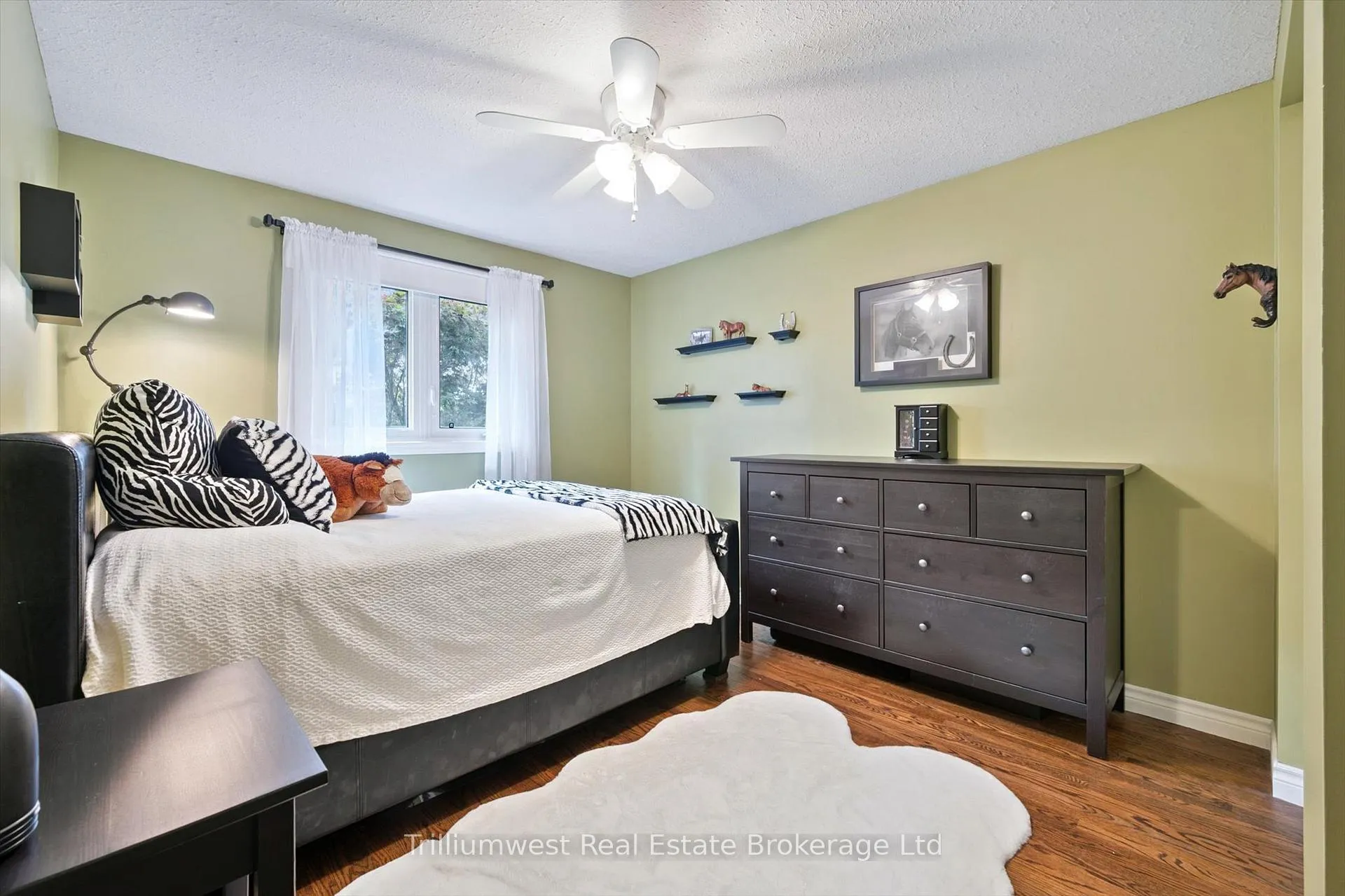 Photo 23 of 78 Pheasant Run Drive, Guelph, Kortright Hills — HOMEH