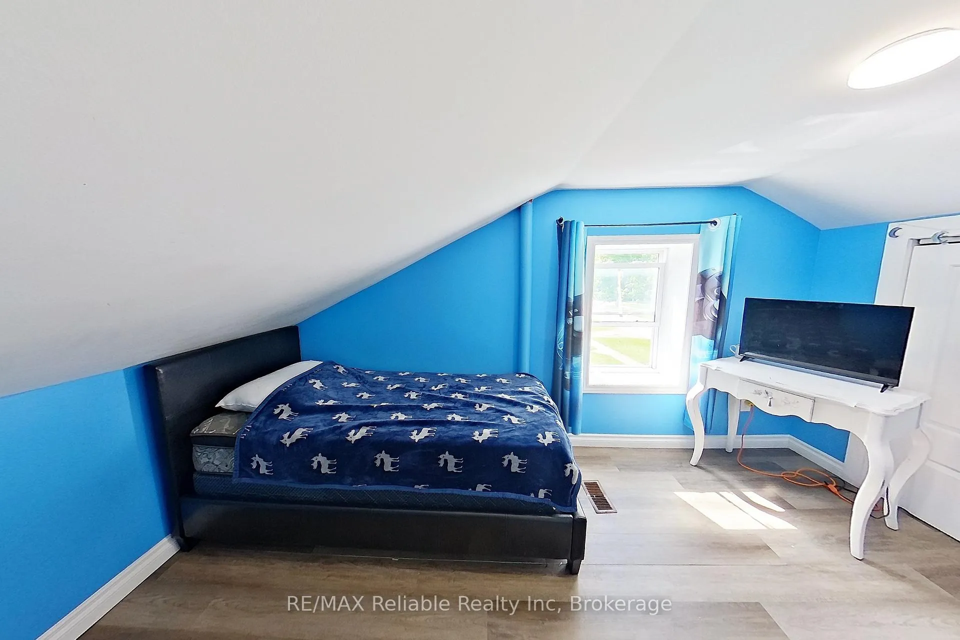 Photo 37 of 15 Mary Street, Bluewater, Zurich — HOMEH