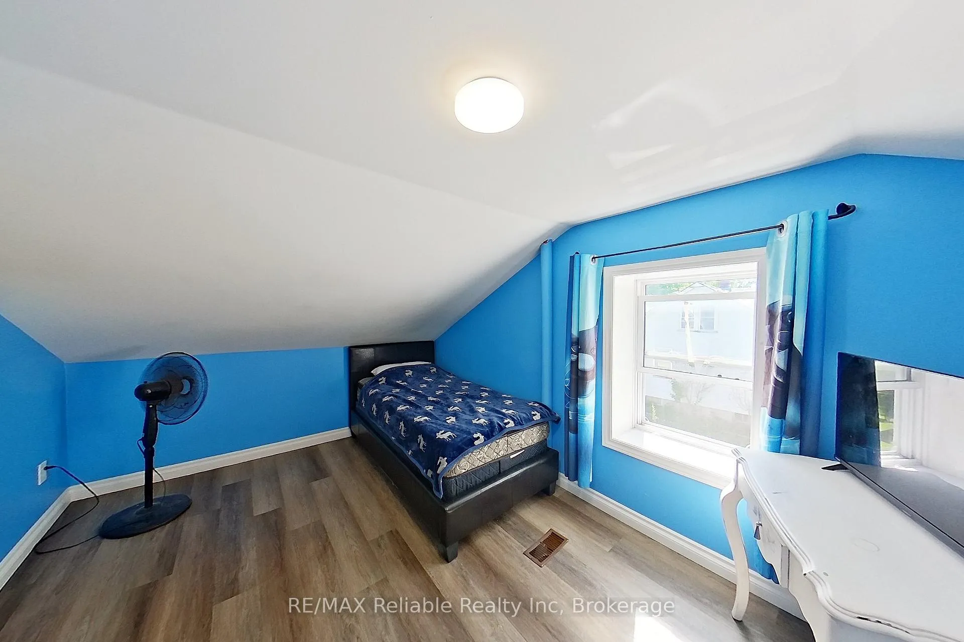 Photo 38 of 15 Mary Street, Bluewater, Zurich — HOMEH