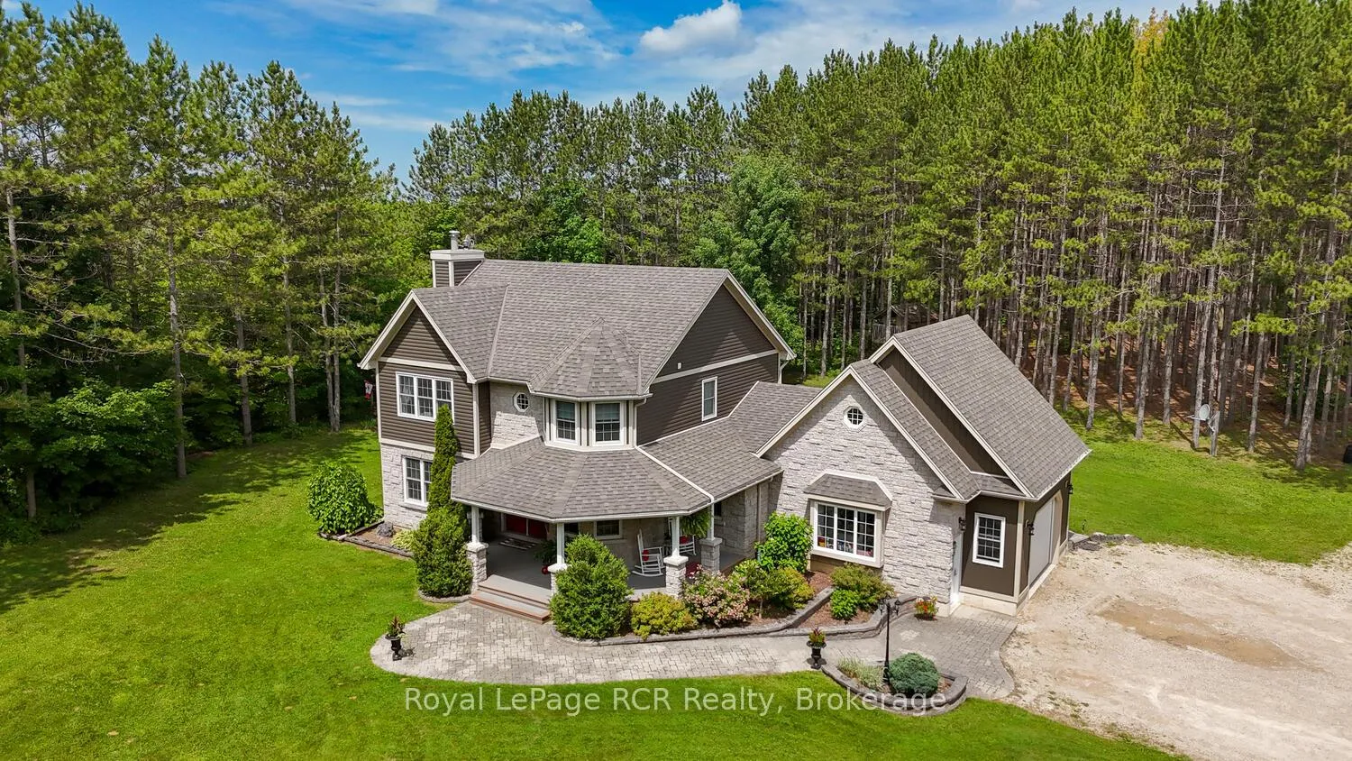 Photo 2 of 743055 Sideroad 10, Chatsworth — HOMEH