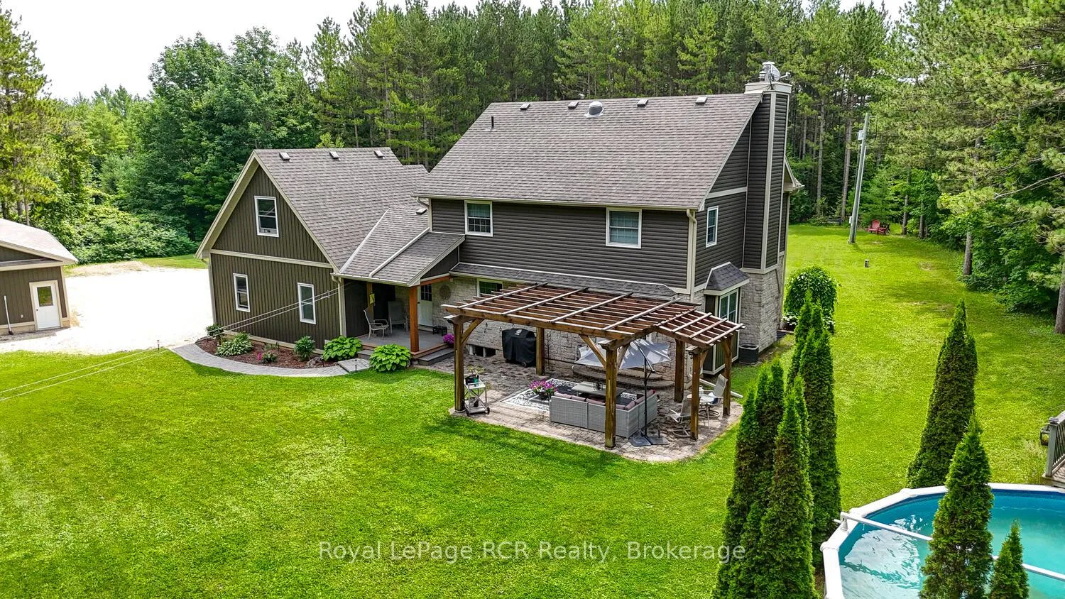 Photo 30 of 743055 Sideroad 10, Chatsworth — HOMEH