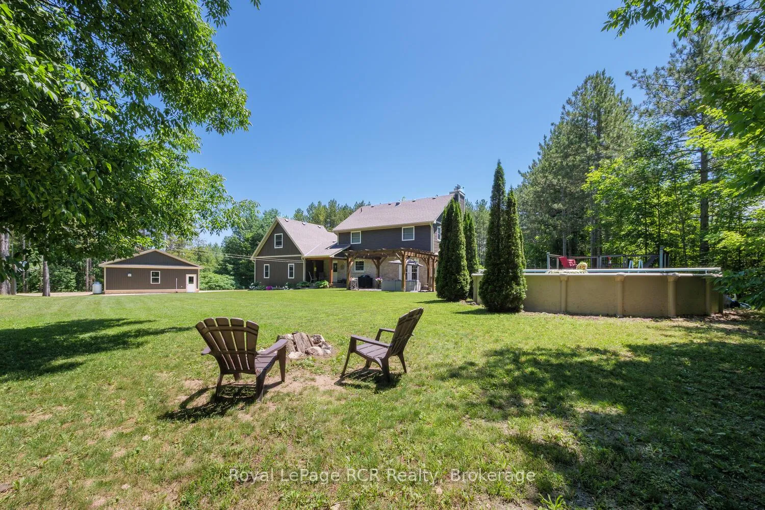Photo 32 of 743055 Sideroad 10, Chatsworth — HOMEH
