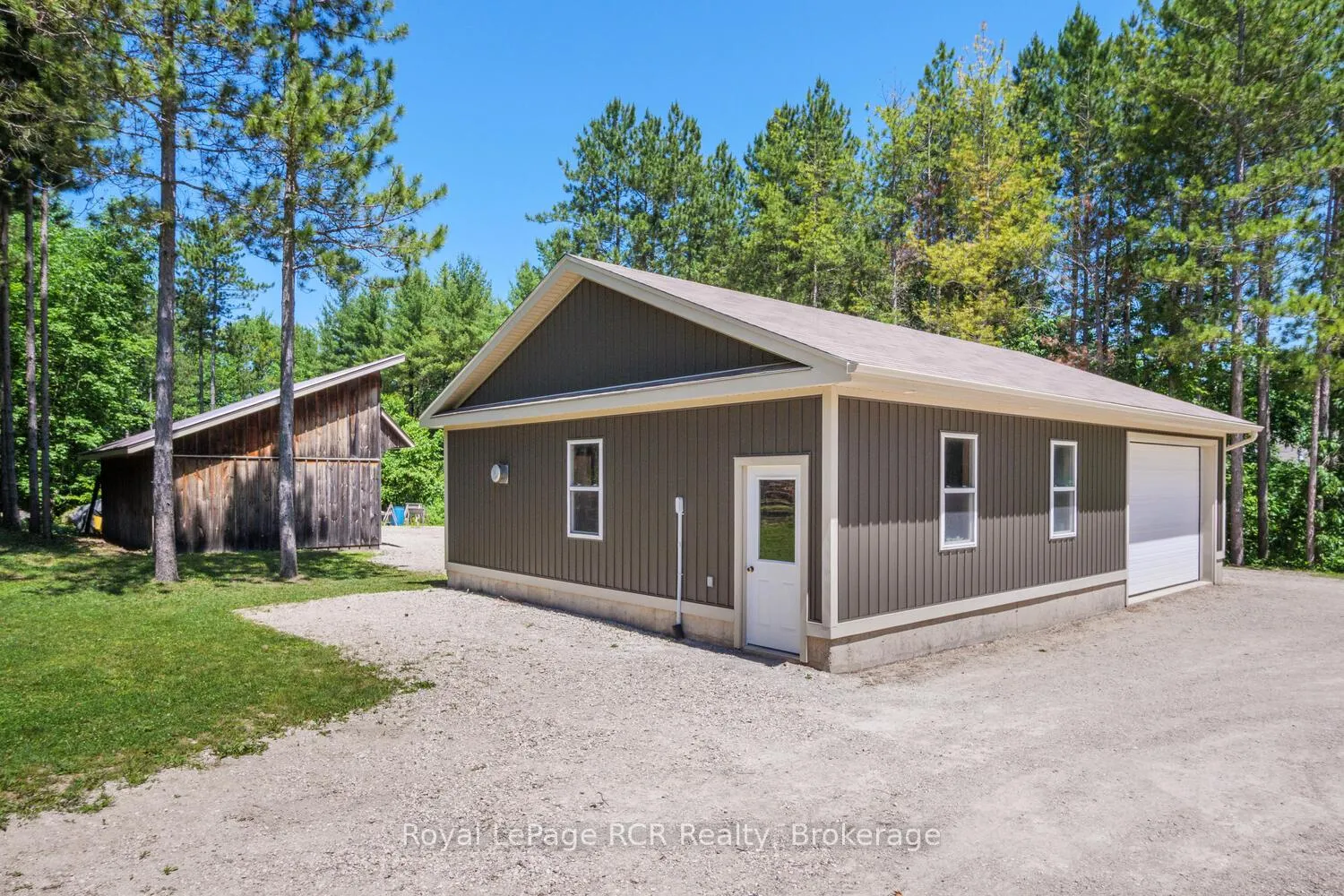 Photo 33 of 743055 Sideroad 10, Chatsworth — HOMEH