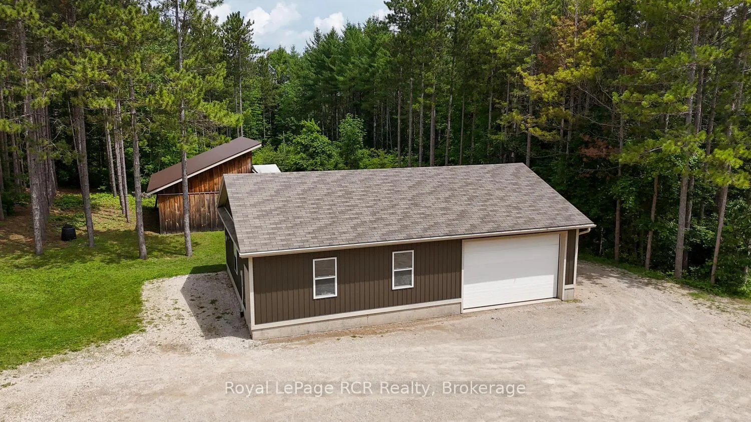 Photo 34 of 743055 Sideroad 10, Chatsworth — HOMEH
