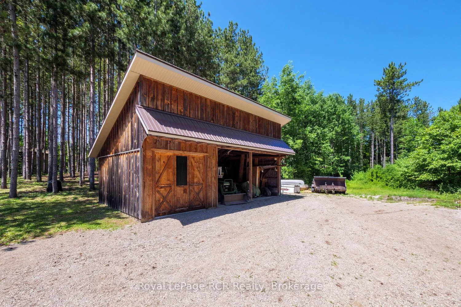 Photo 35 of 743055 Sideroad 10, Chatsworth — HOMEH