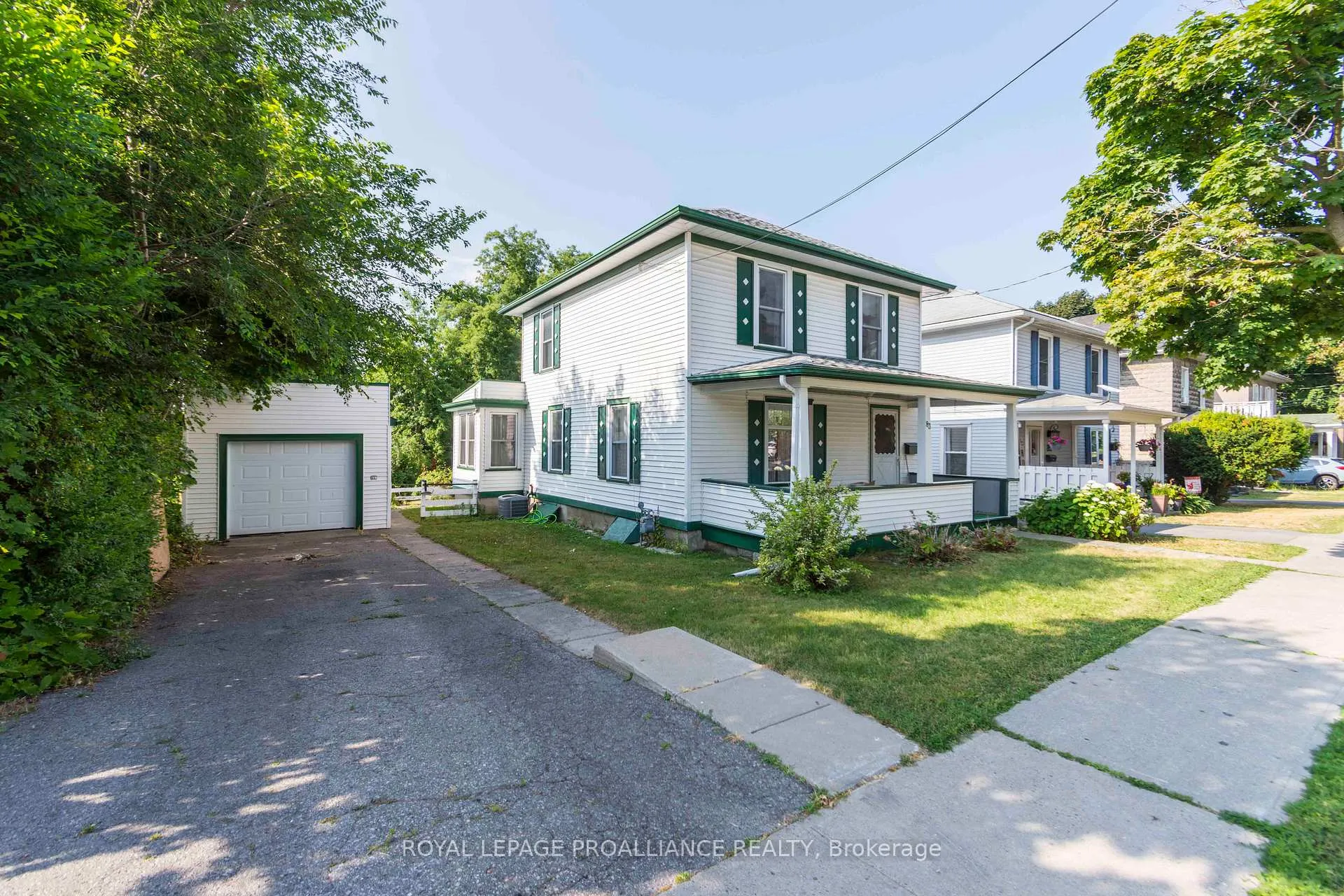 Photo 3 of 83 Spring Street, Quinte West, Trenton Ward — HOMEH