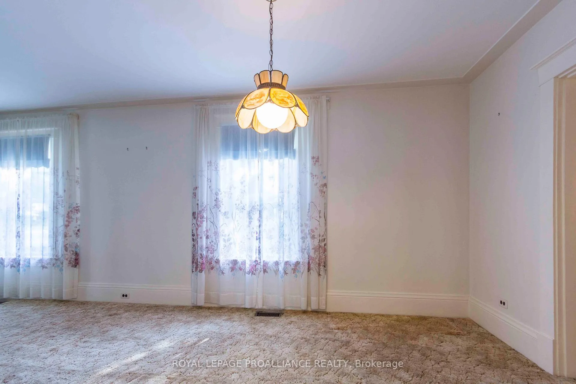 Photo 9 of 83 Spring Street, Quinte West, Trenton Ward — HOMEH