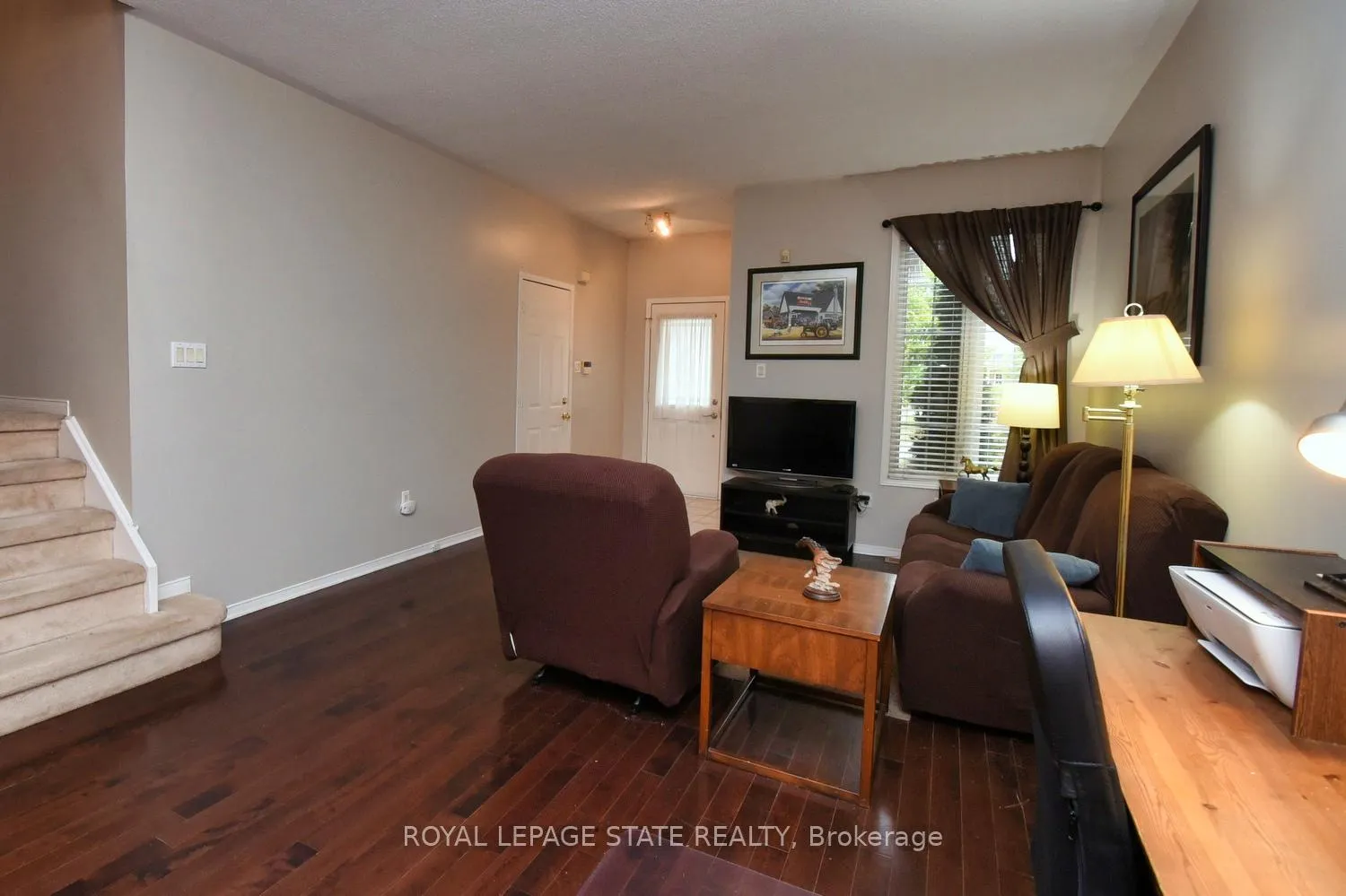 Photo 5 of 23 Stevenson Street, Hamilton, Ancaster — HOMEH