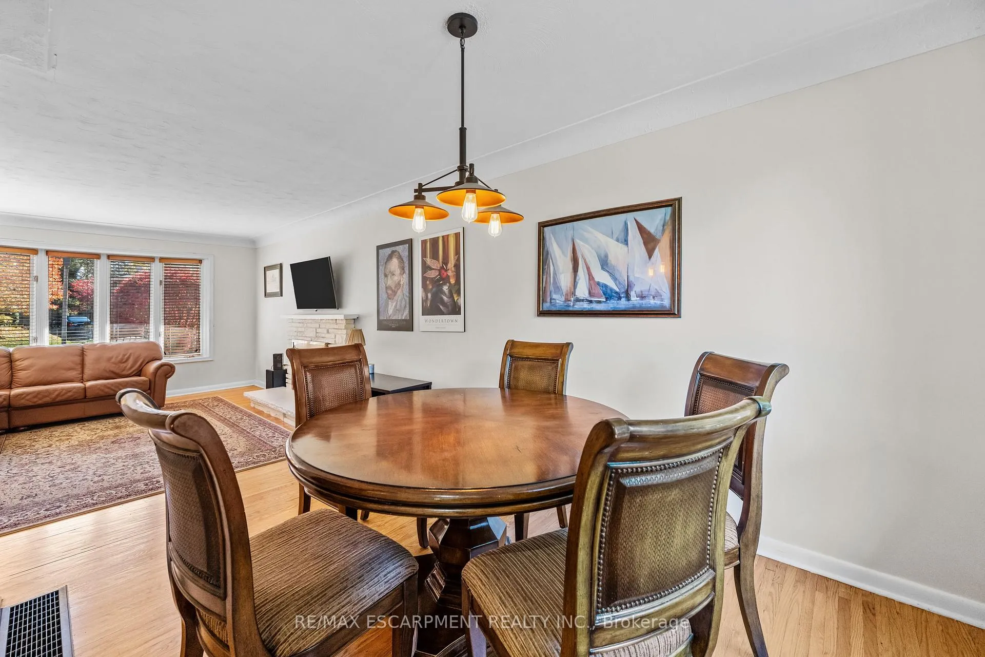 Photo 15 of 375 Clarendon Drive, Hamilton, Ancaster — HOMEH