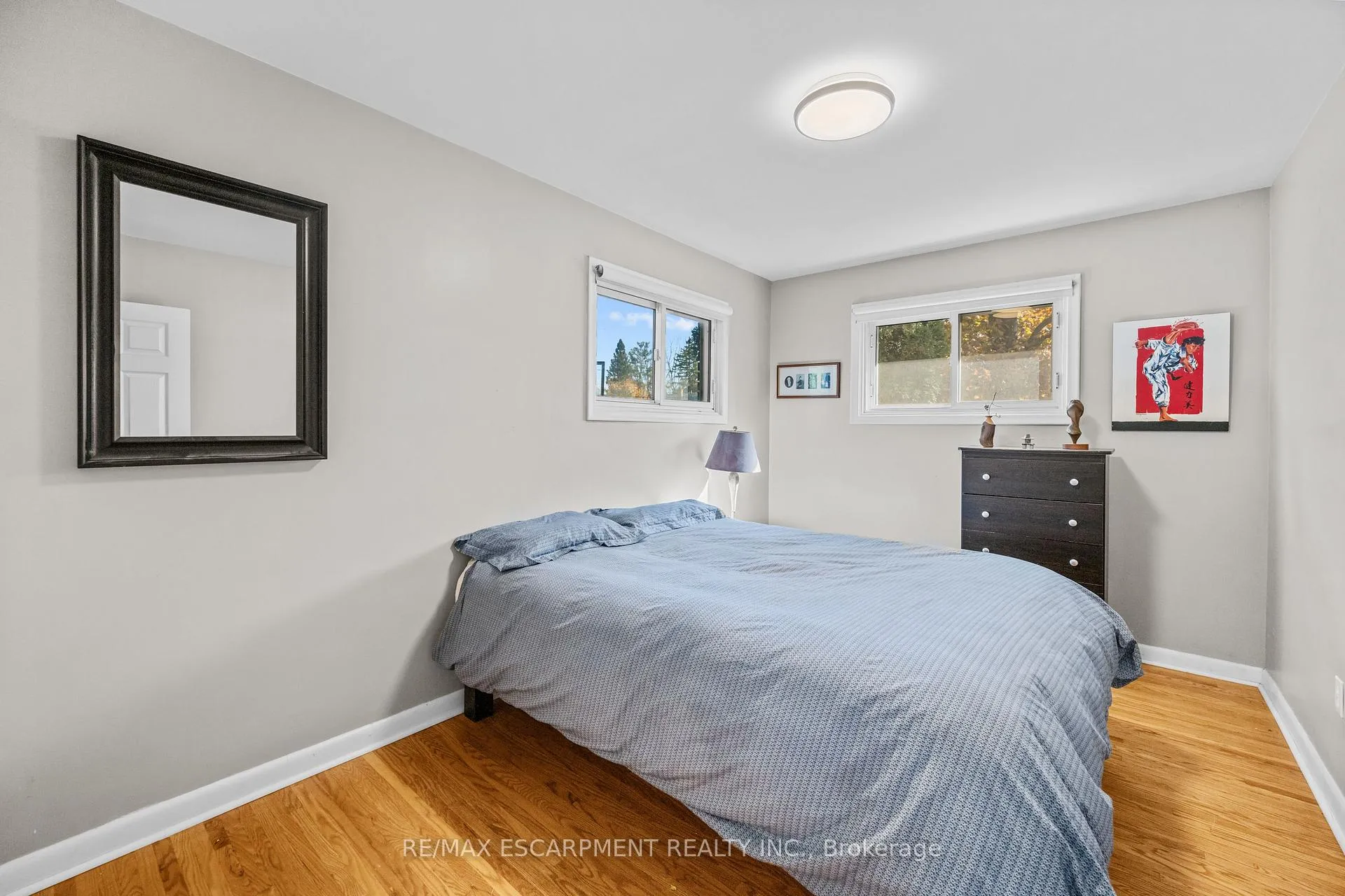 Photo 18 of 375 Clarendon Drive, Hamilton, Ancaster — HOMEH