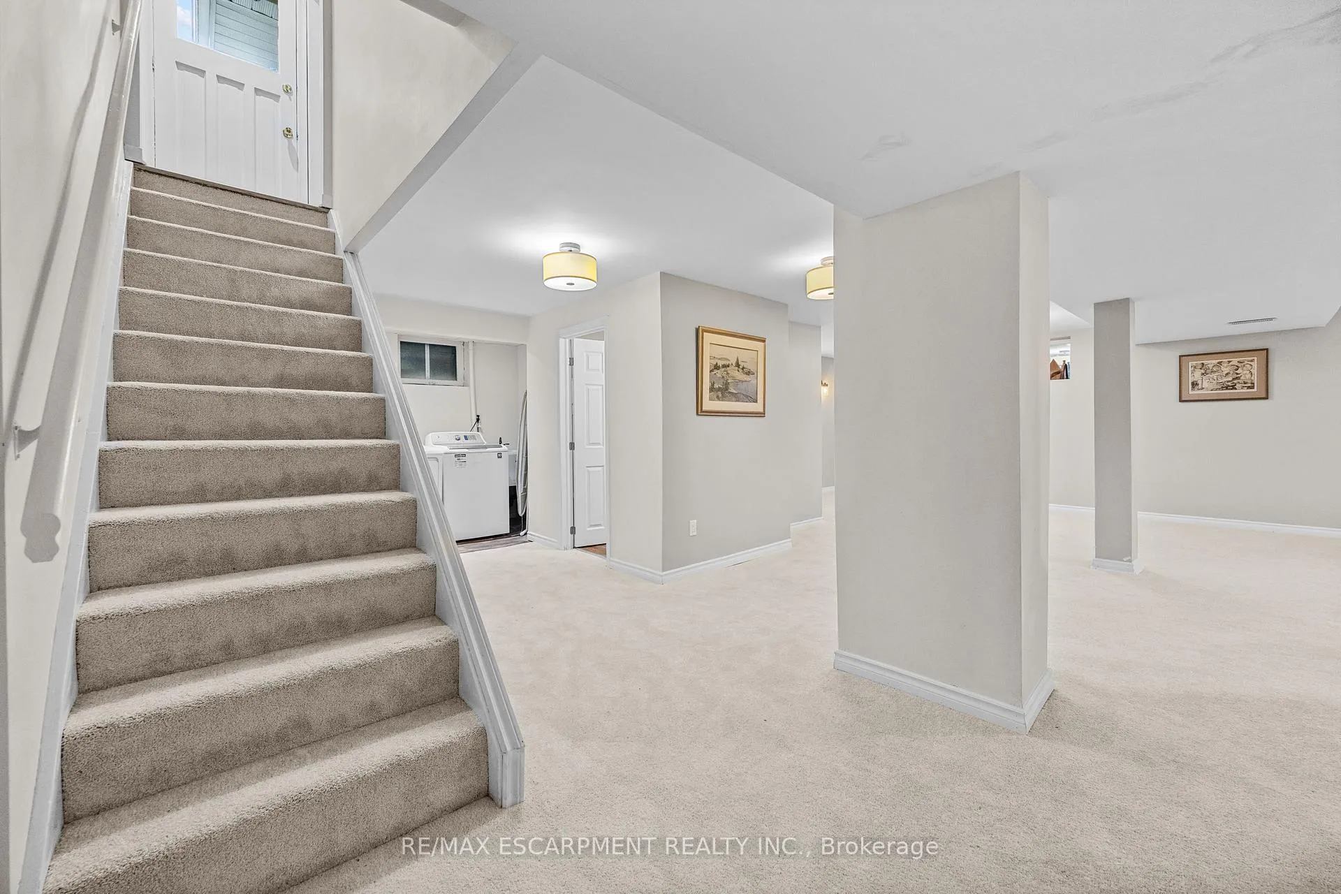Photo 24 of 375 Clarendon Drive, Hamilton, Ancaster — HOMEH