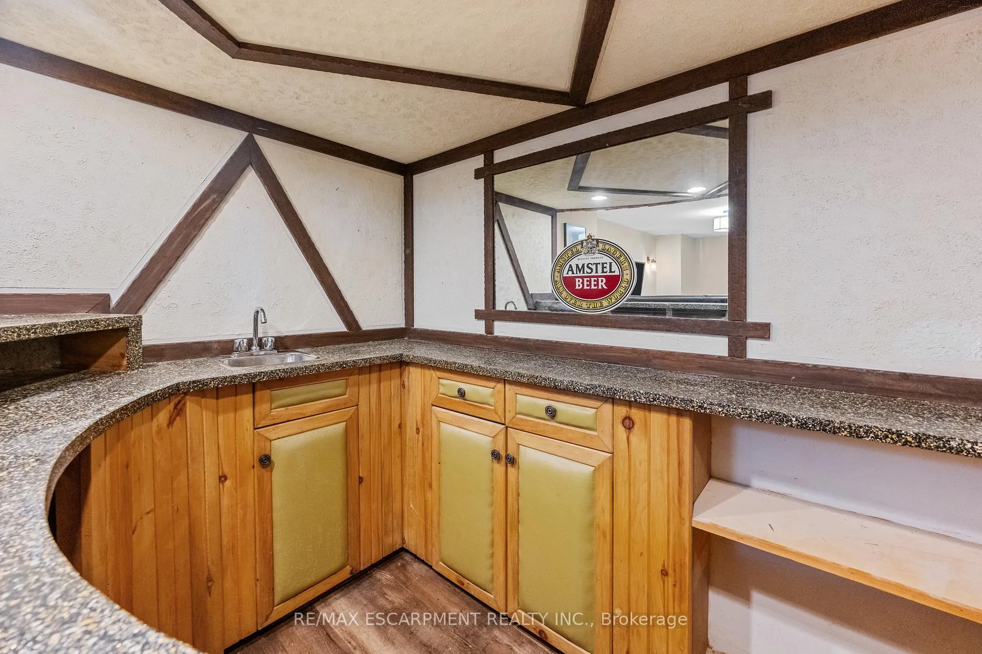 Photo 27 of 375 Clarendon Drive, Hamilton, Ancaster — HOMEH