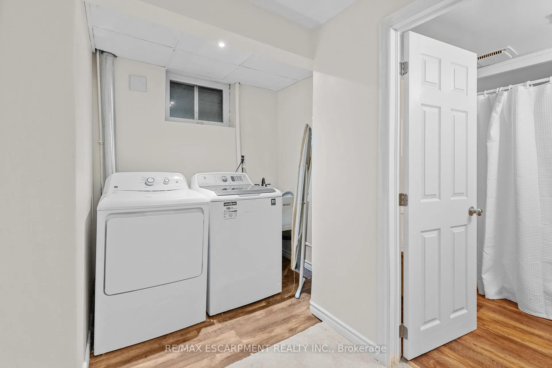 Photo 29 of 375 Clarendon Drive, Hamilton, Ancaster — HOMEH