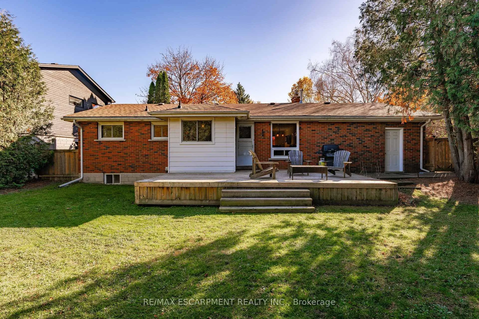 Photo 33 of 375 Clarendon Drive, Hamilton, Ancaster — HOMEH