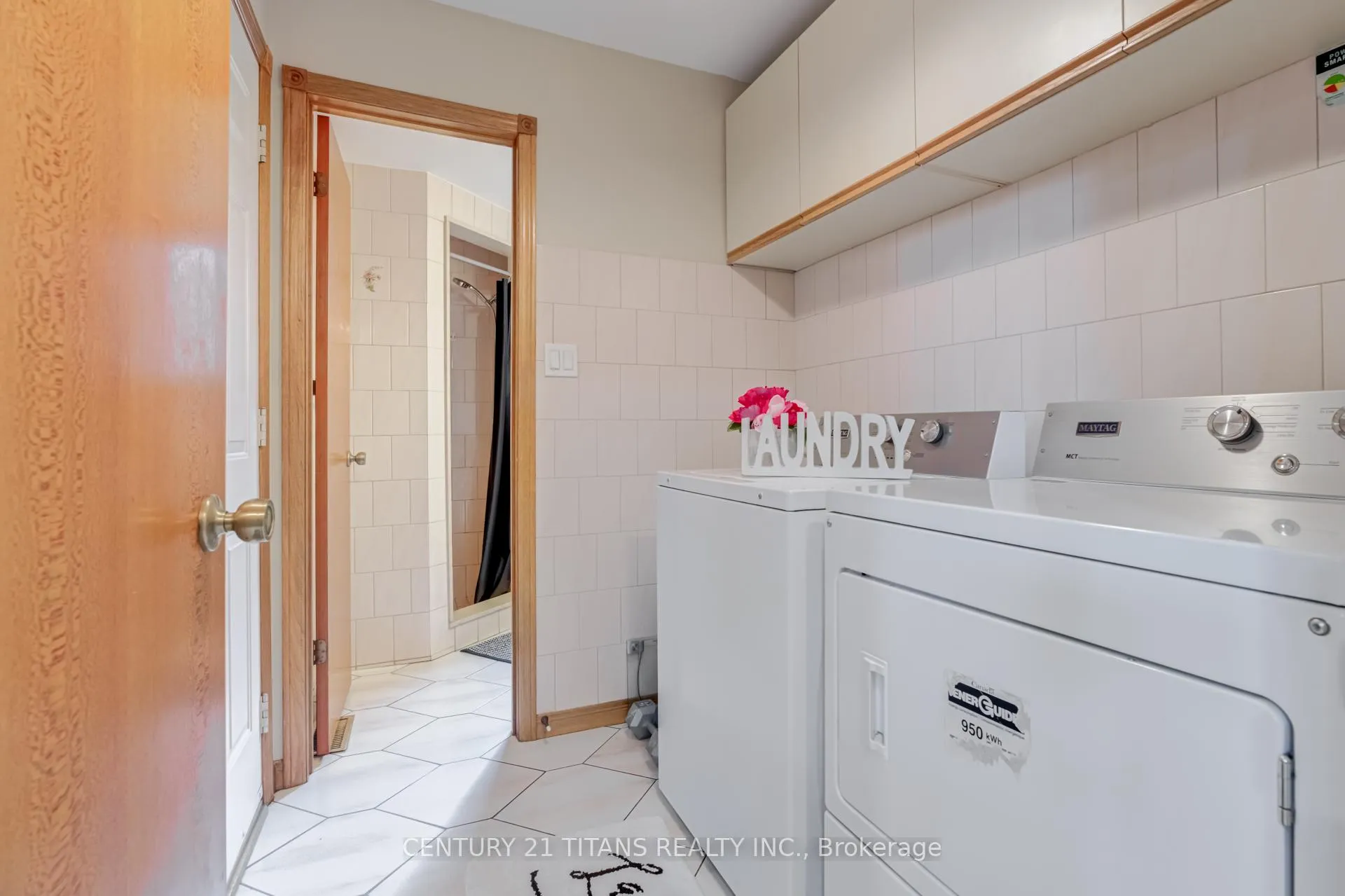 Photo 7 of 71 Kingswood Drive, Clarington, Courtice — HOMEH