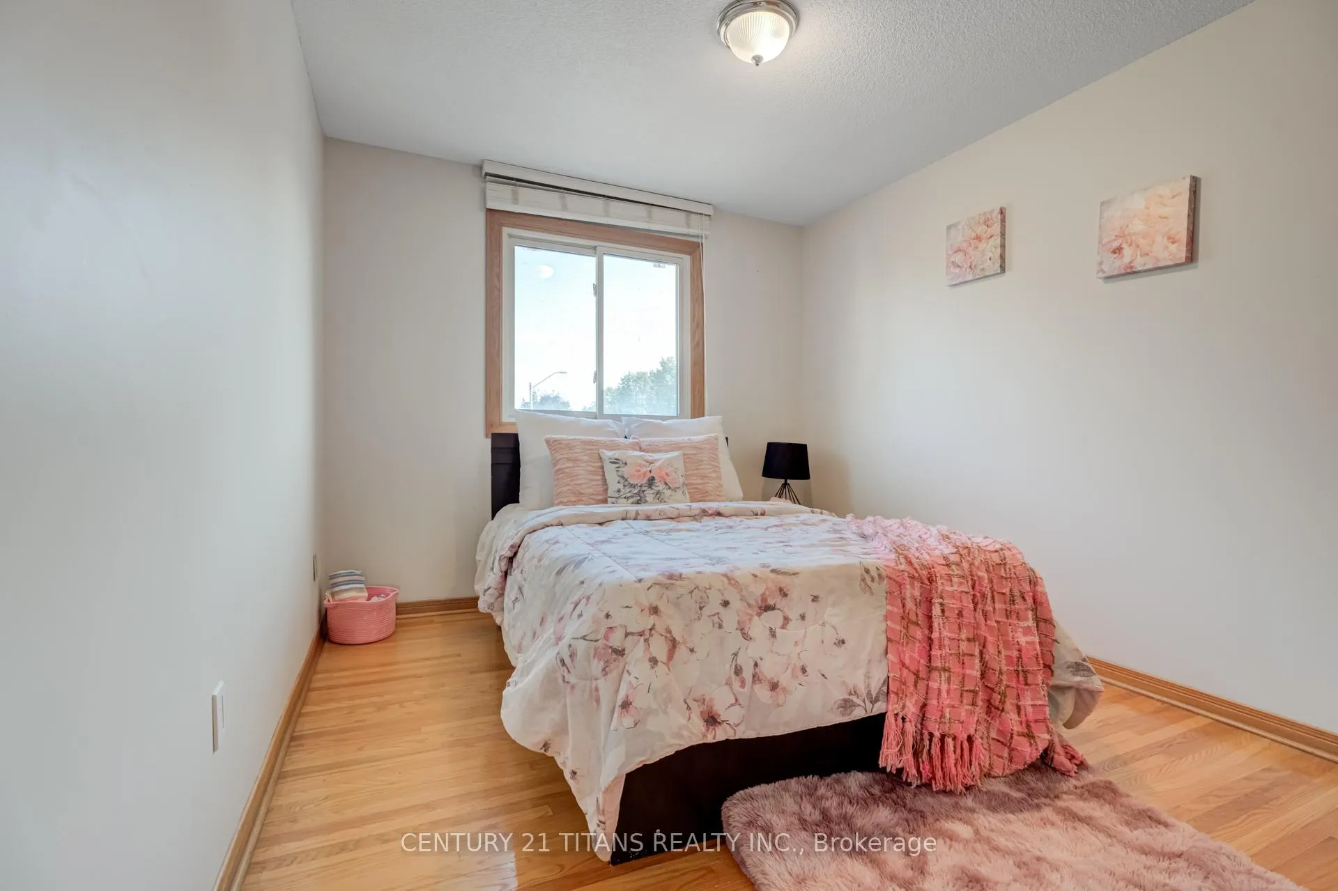 Photo 30 of 71 Kingswood Drive, Clarington, Courtice — HOMEH