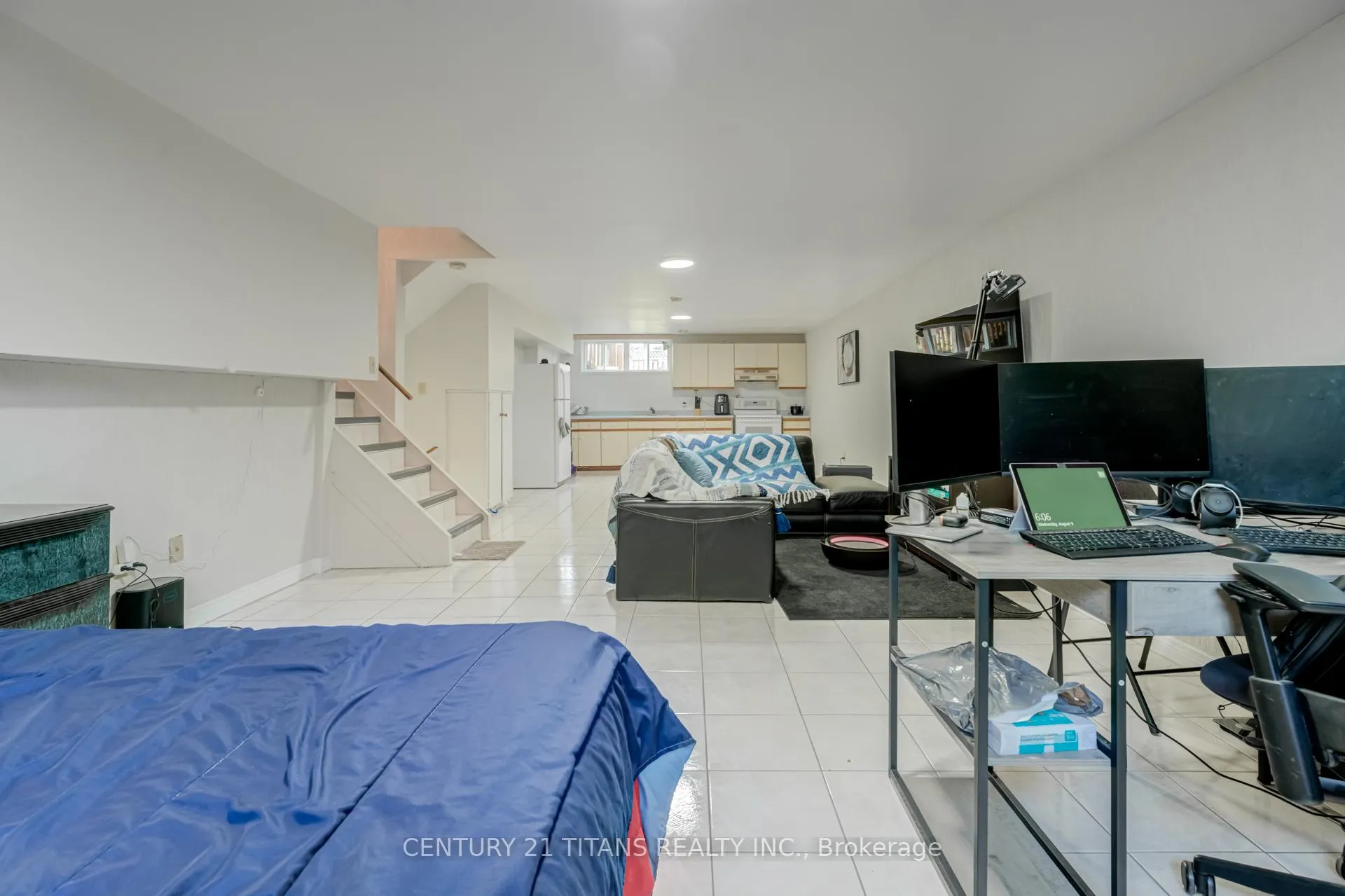 Photo 36 of 71 Kingswood Drive, Clarington, Courtice — HOMEH