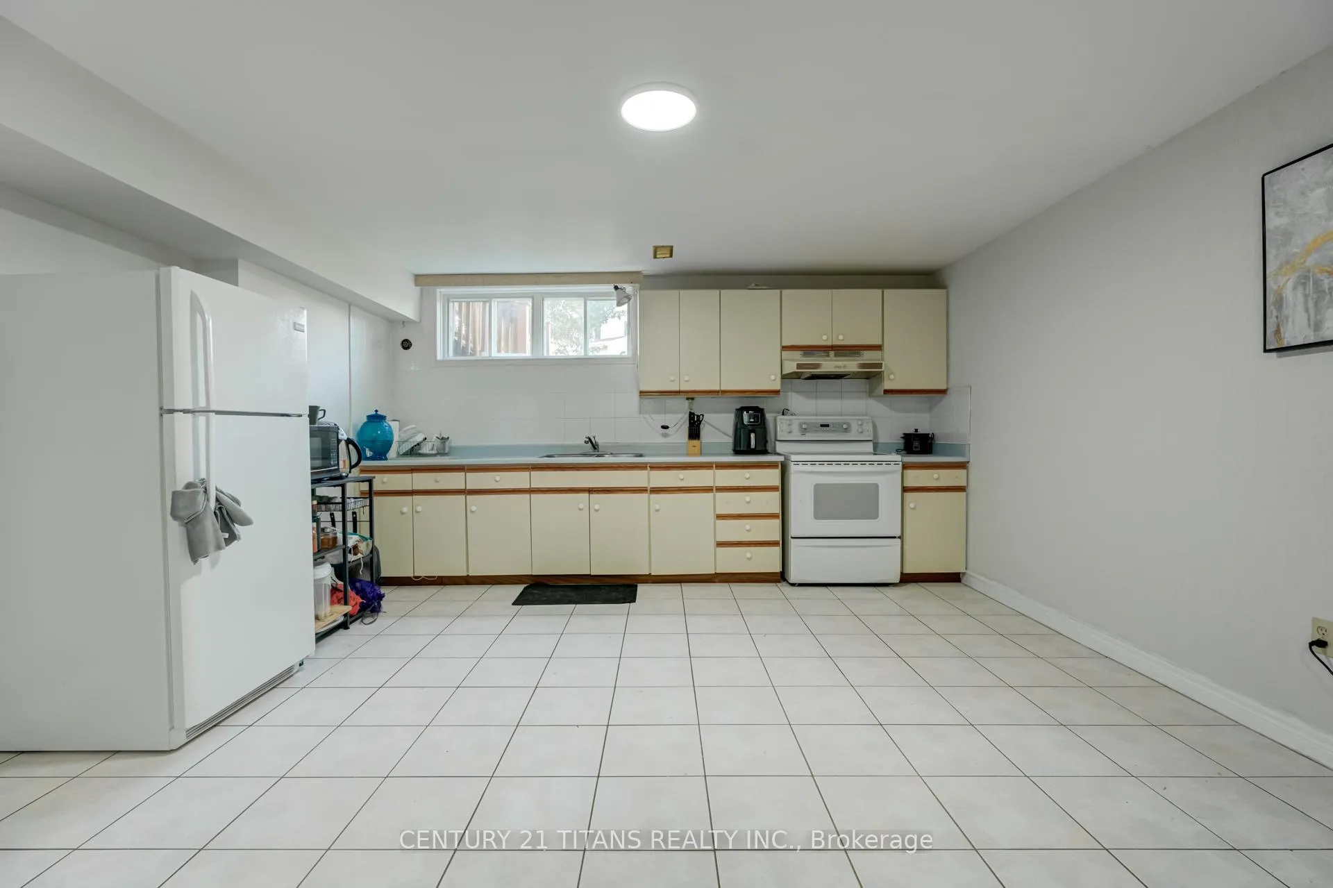 Photo 37 of 71 Kingswood Drive, Clarington, Courtice — HOMEH
