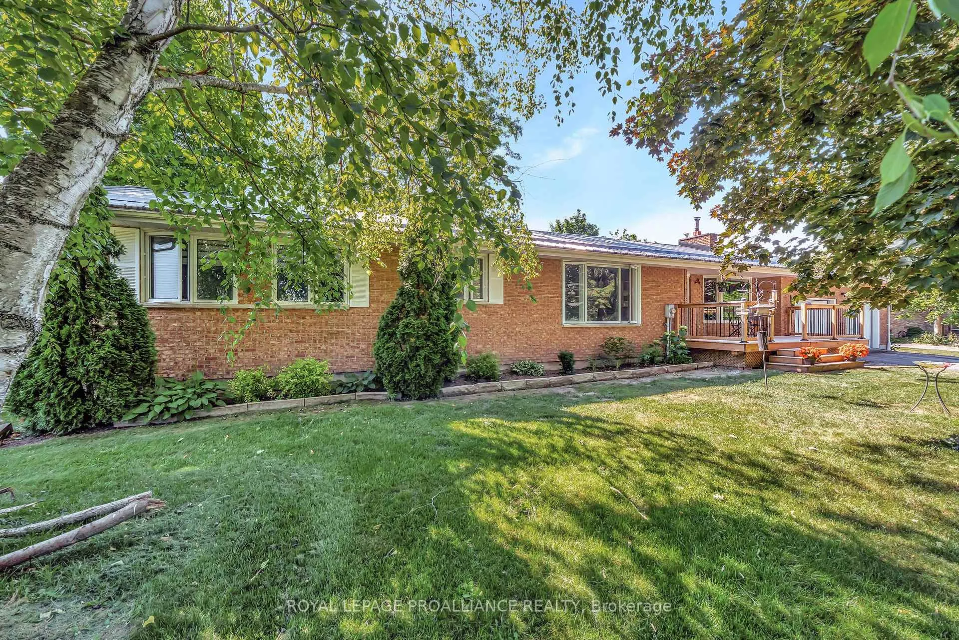 Photo 2 of 338 County Road 28, Prince Edward County, Ameliasburgh — HOMEH