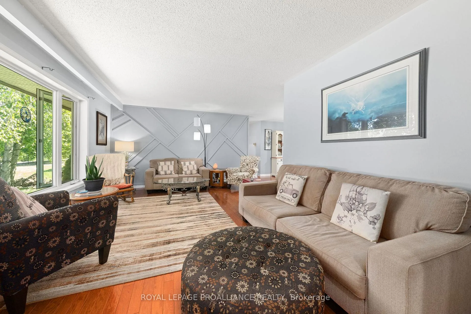 Photo 6 of 338 County Road 28, Prince Edward County, Ameliasburgh — HOMEH