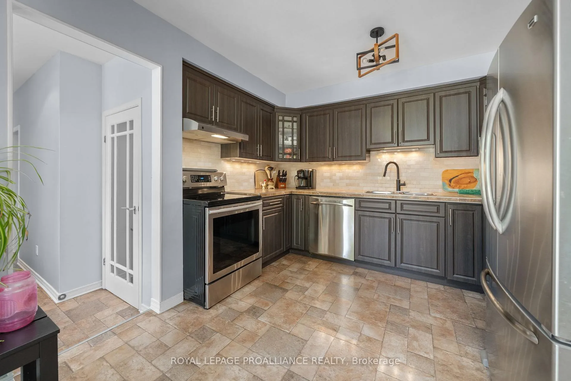 Photo 15 of 338 County Road 28, Prince Edward County, Ameliasburgh — HOMEH