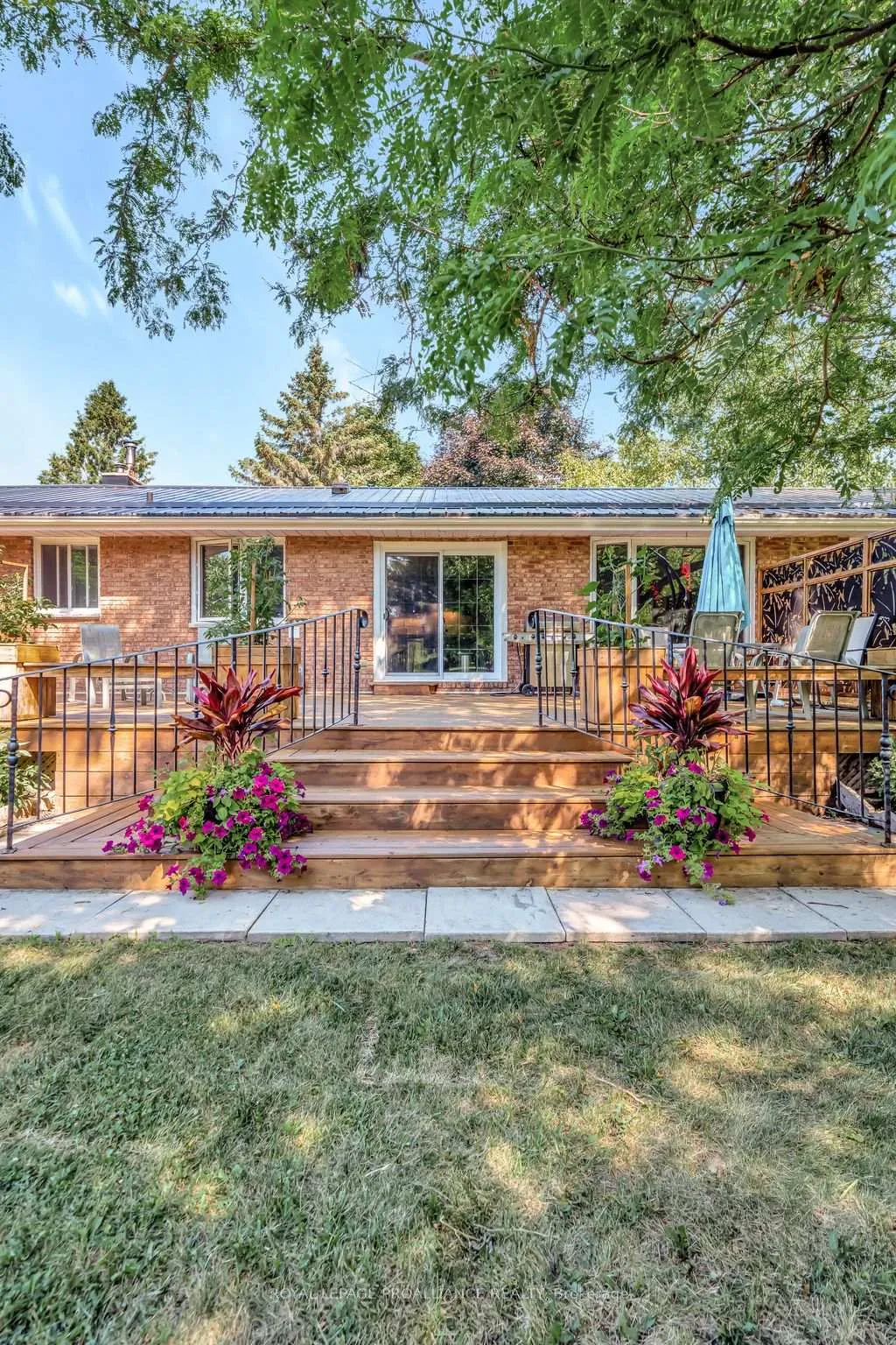 Photo 45 of 338 County Road 28, Prince Edward County, Ameliasburgh — HOMEH