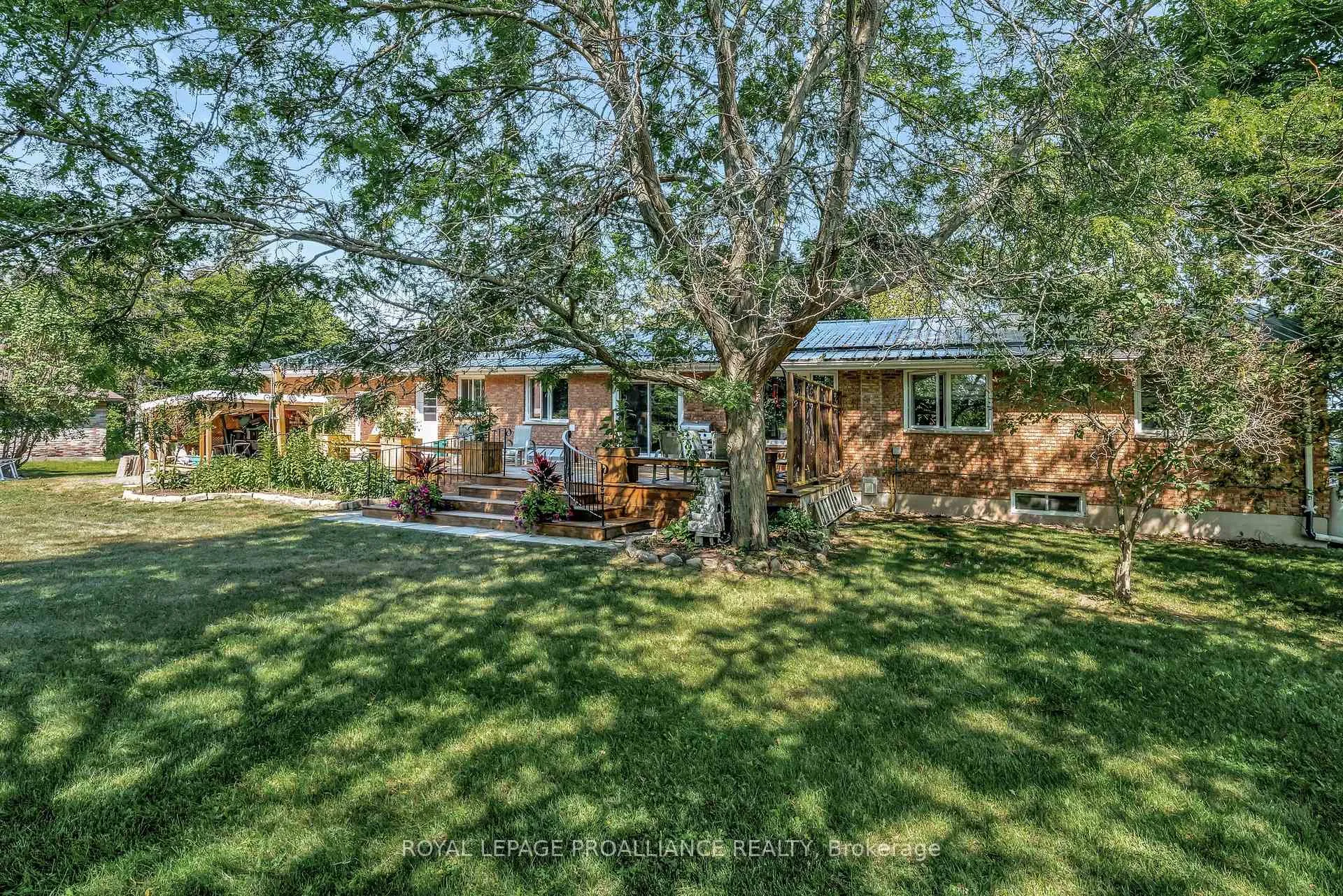 Photo 50 of 338 County Road 28, Prince Edward County, Ameliasburgh — HOMEH