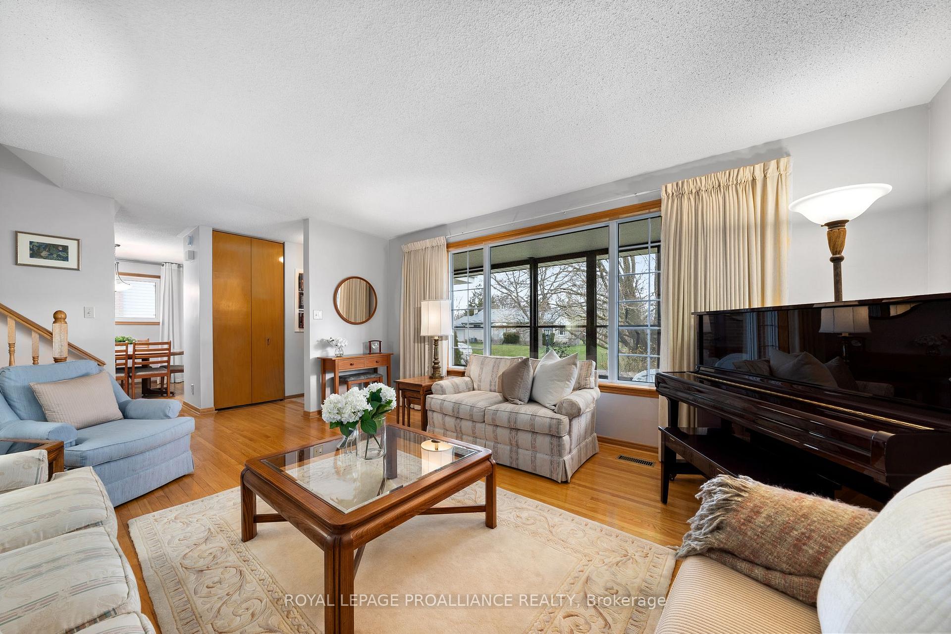 Photo 13 of 96 Jackson Avenue, Belleville, Belleville Ward — HOMEH