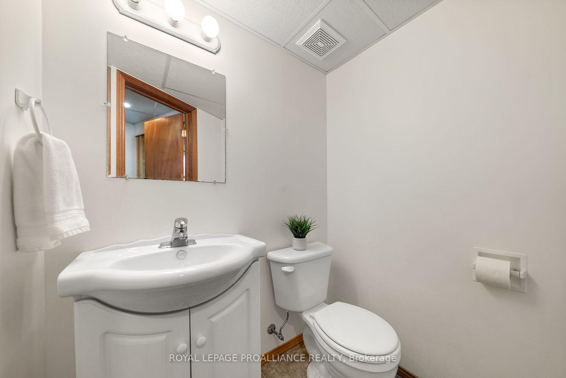 Photo 31 of 96 Jackson Avenue, Belleville, Belleville Ward — HOMEH