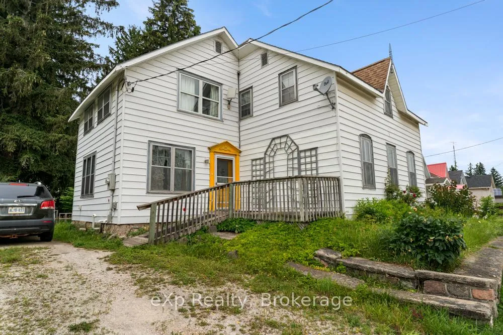 Front of 134 Garafraxa Street