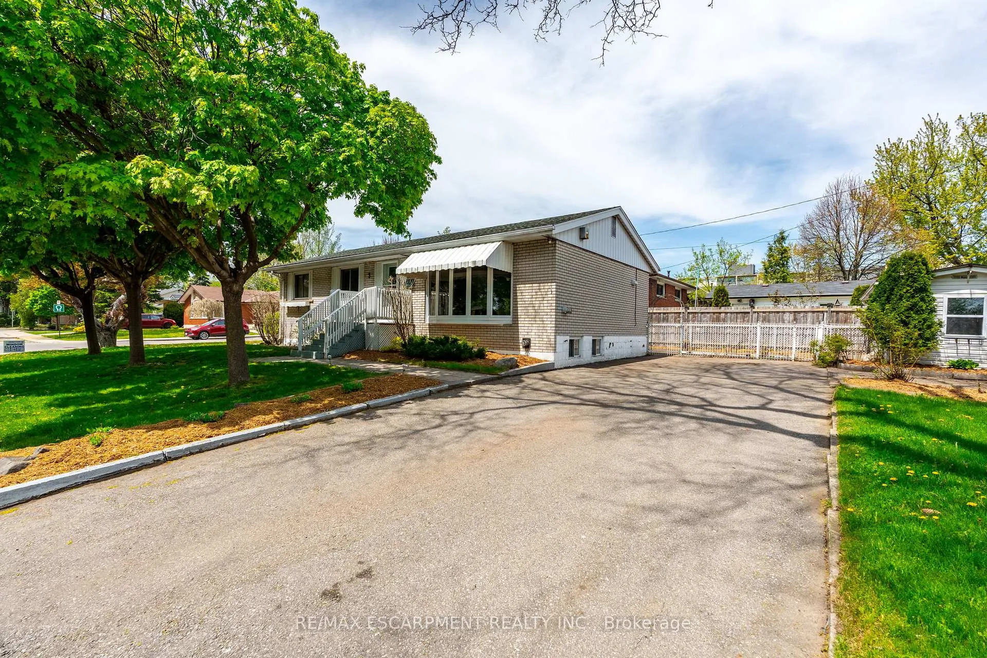 Front of 3 Tanager Avenue