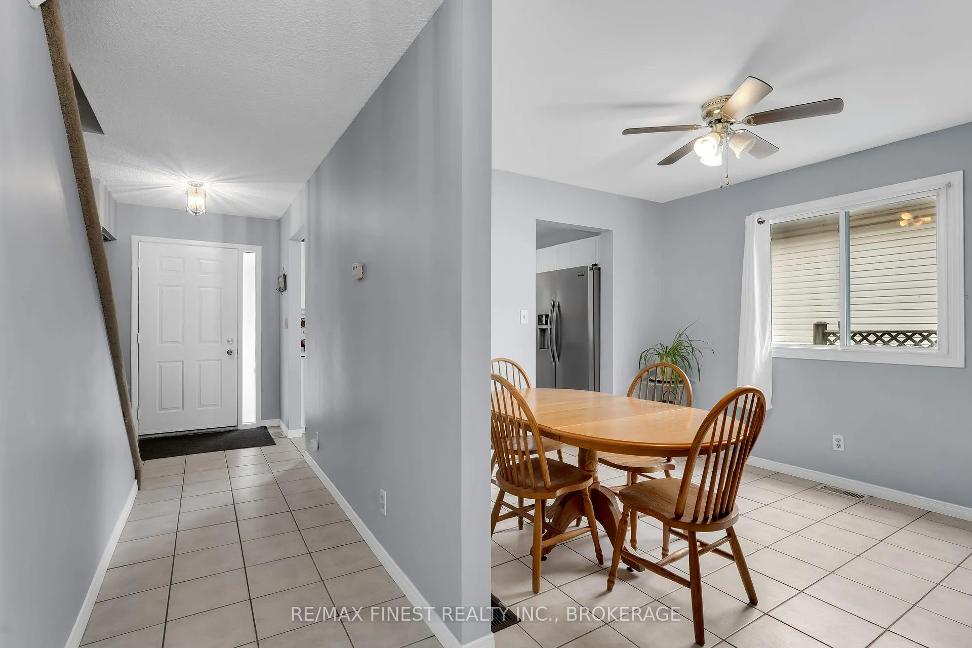 Photo 3 of 869 Larchwood Crescent, Kingston, City Northwest — HOMEH