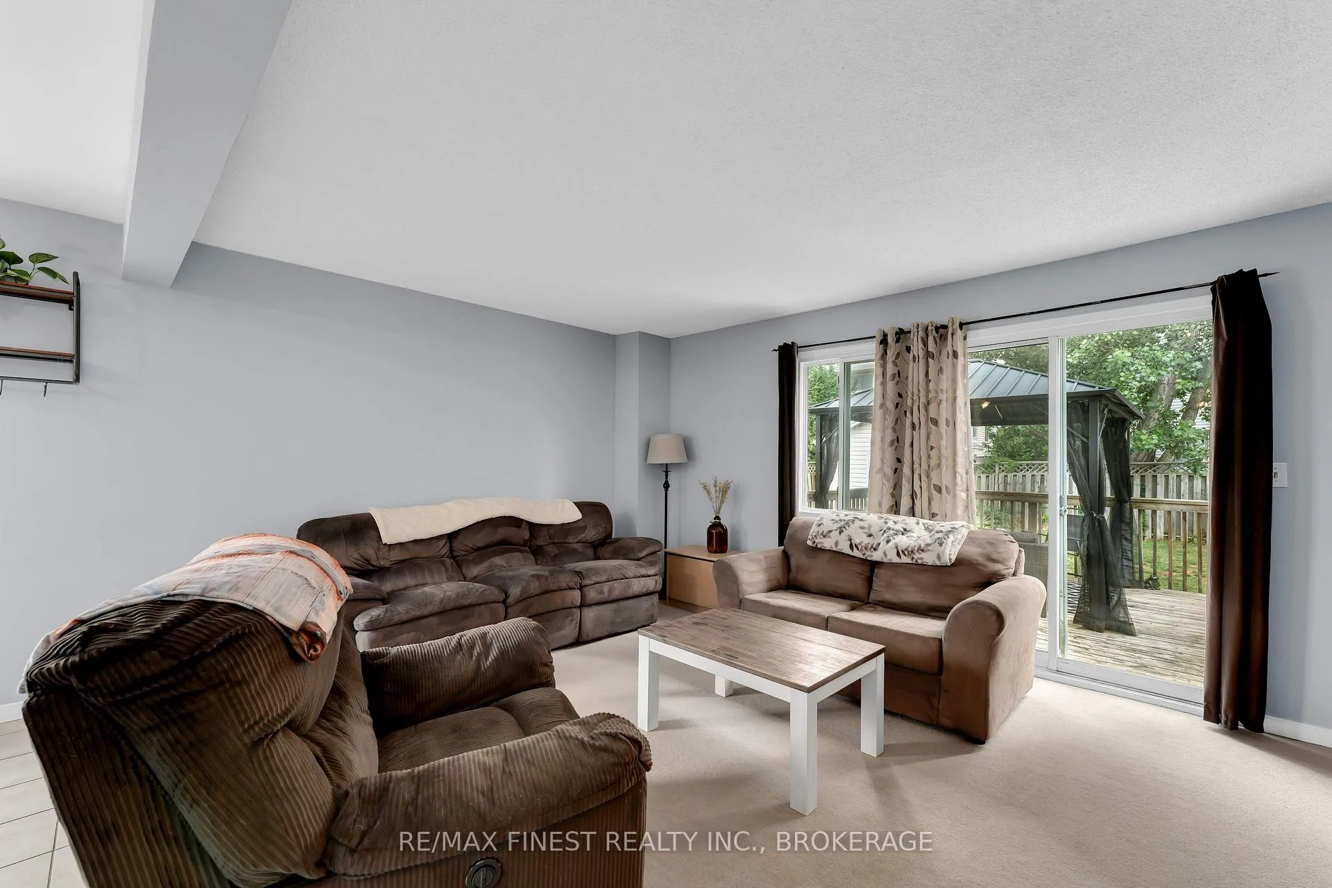 Photo 12 of 869 Larchwood Crescent, Kingston, City Northwest — HOMEH