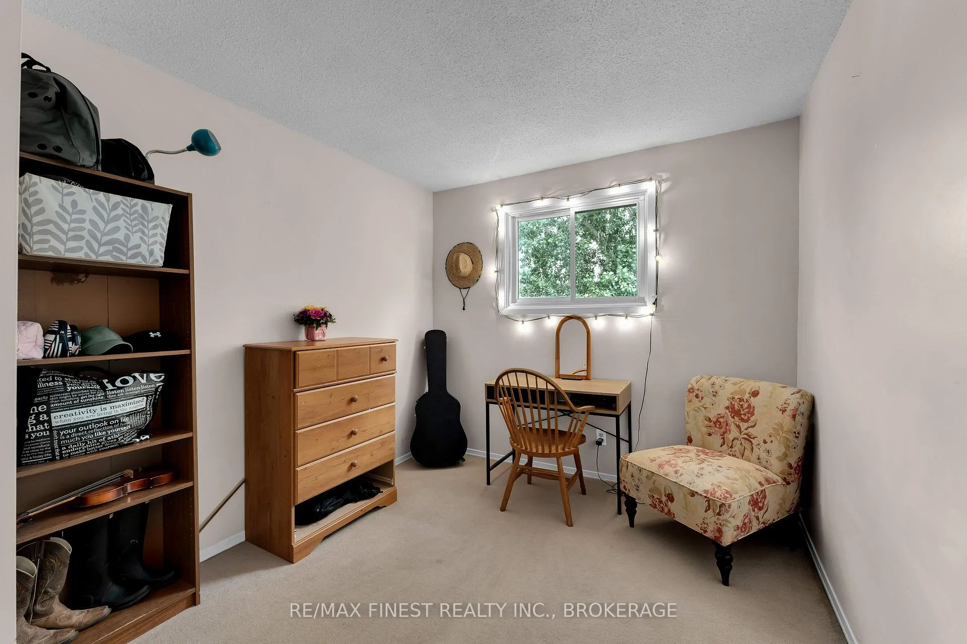 Photo 22 of 869 Larchwood Crescent, Kingston, City Northwest — HOMEH